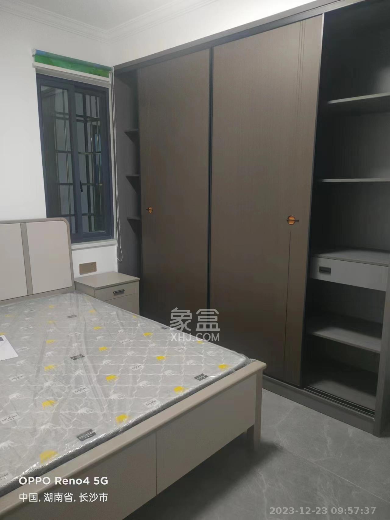 坪山家园  2室2厅1卫   1500.00元/月室内图
