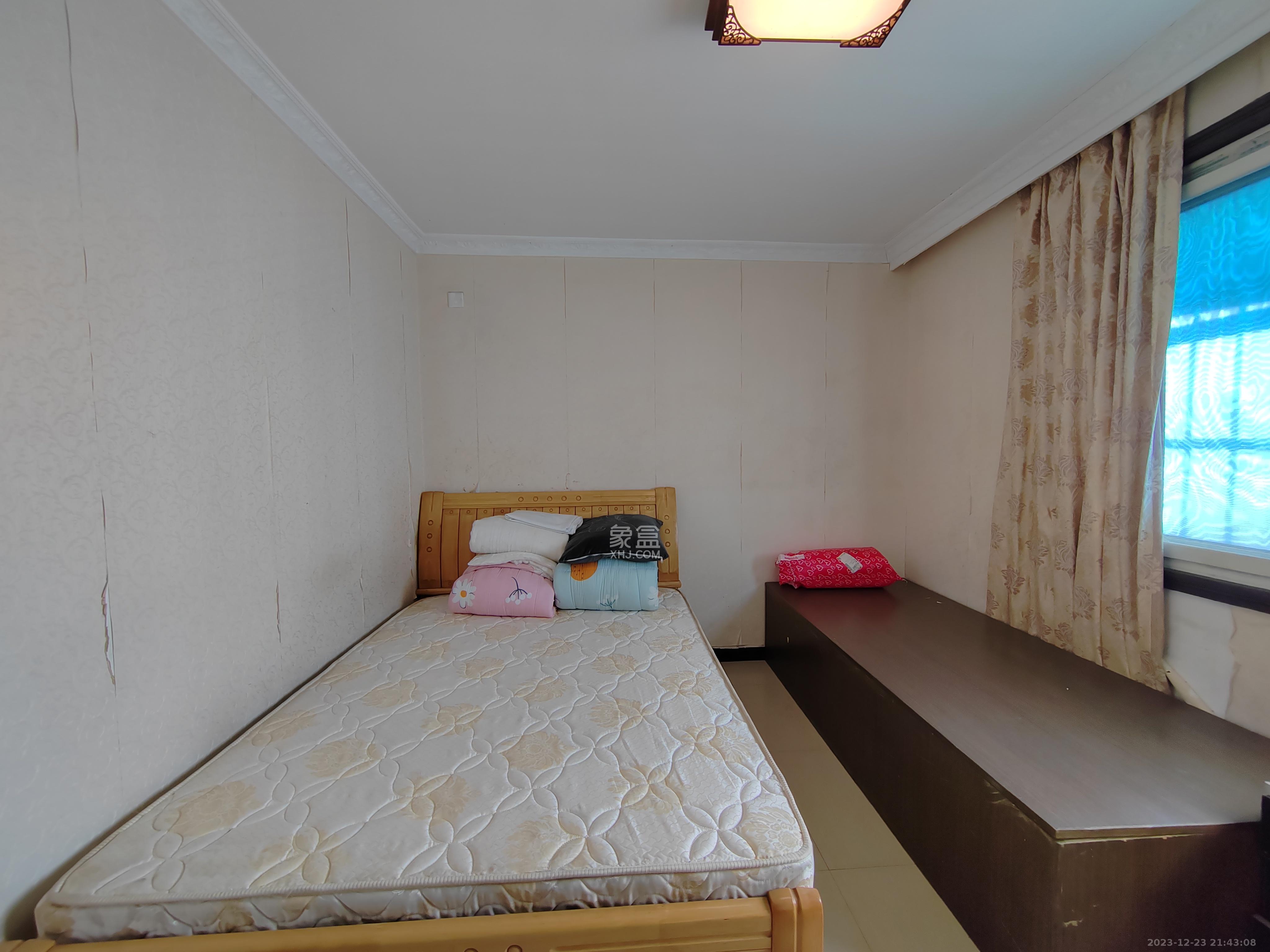 椰林公寓  2室2厅1卫   1200.00元/月室内图