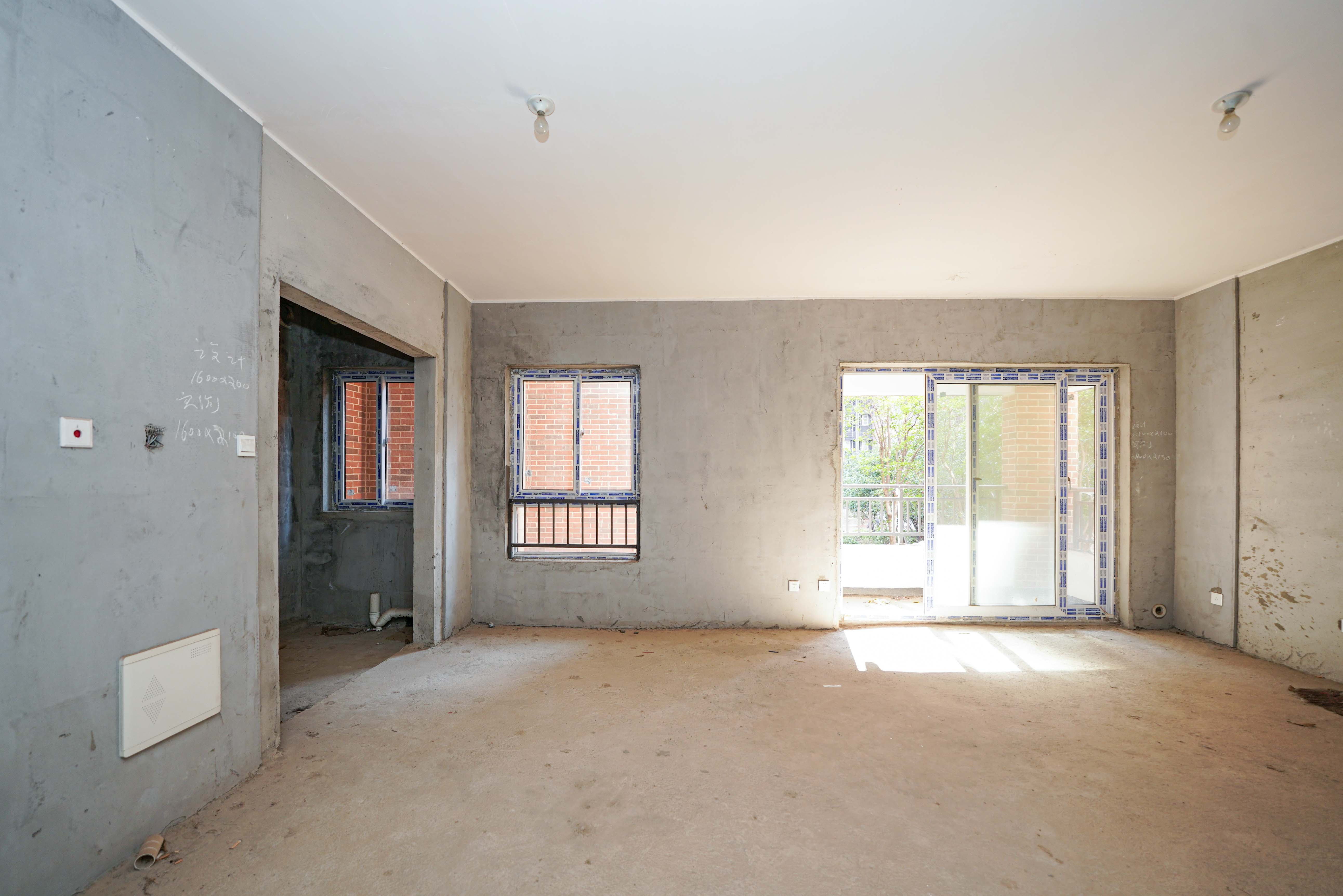 哈佛小镇(五矿哈佛小镇) 3室2厅2卫 55.0万 哈佛小镇(五矿哈佛小镇) 3室2厅2卫 55.0万客厅