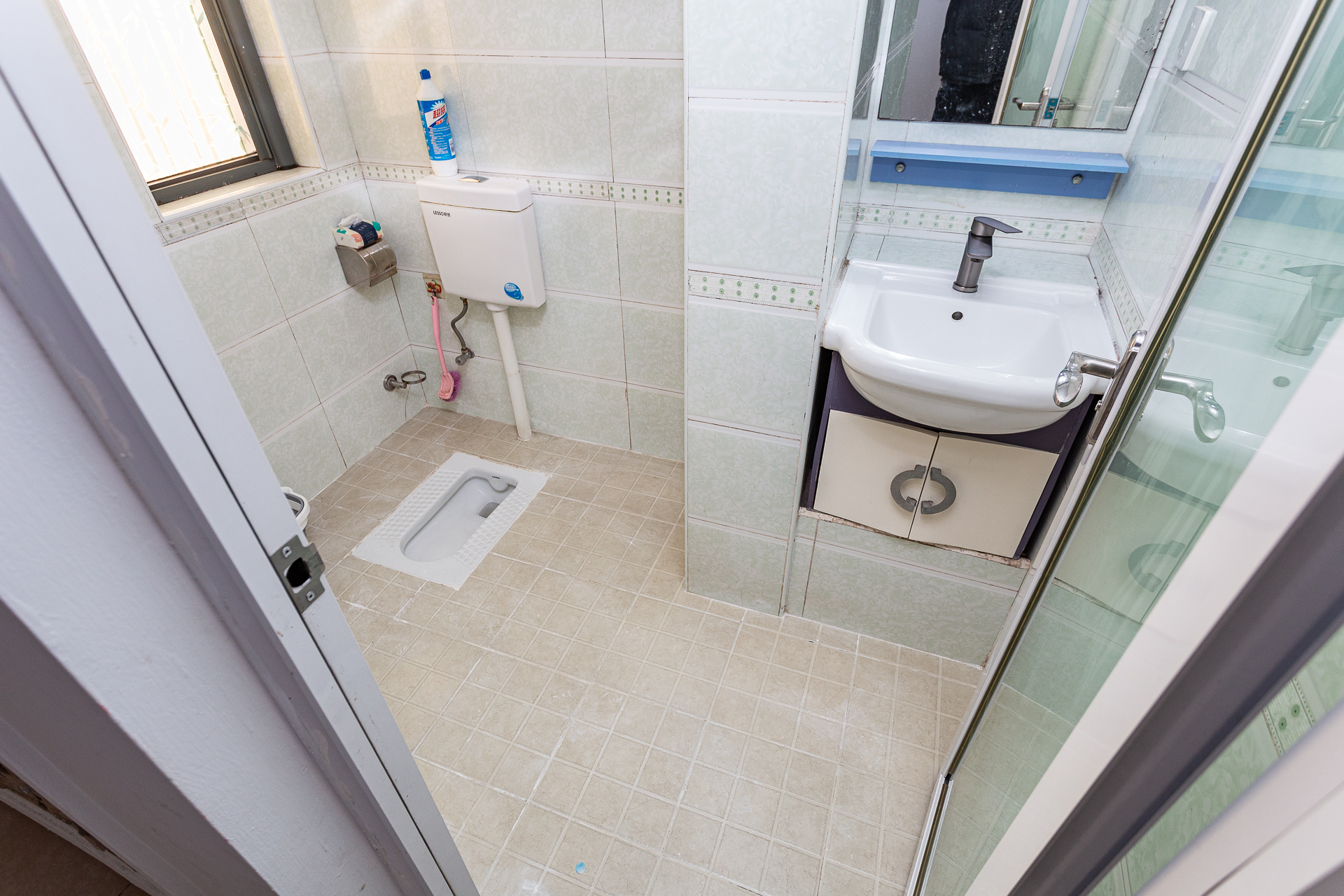 浩龙音乐界 3室2厅1卫 73.8万 浩龙音乐界 3室2厅1卫 73.8万卫生间