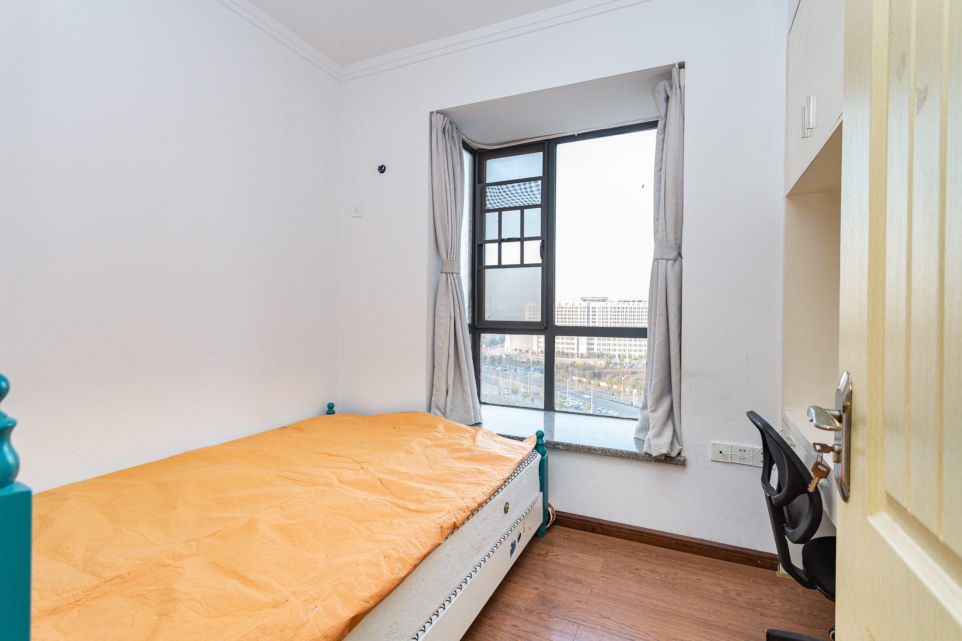 浩龙音乐界 3室2厅1卫 73.8万 浩龙音乐界 3室2厅1卫 73.8万卧室