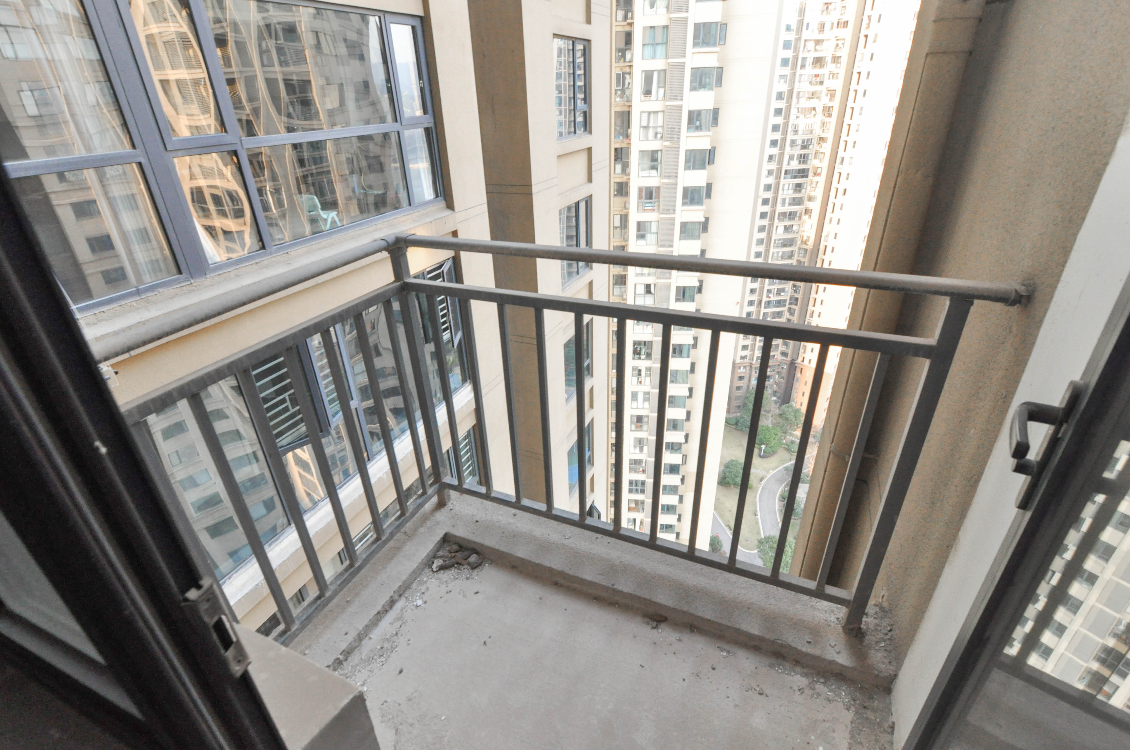 中建梅溪湖中心  3室2厅2卫    153.0万其他