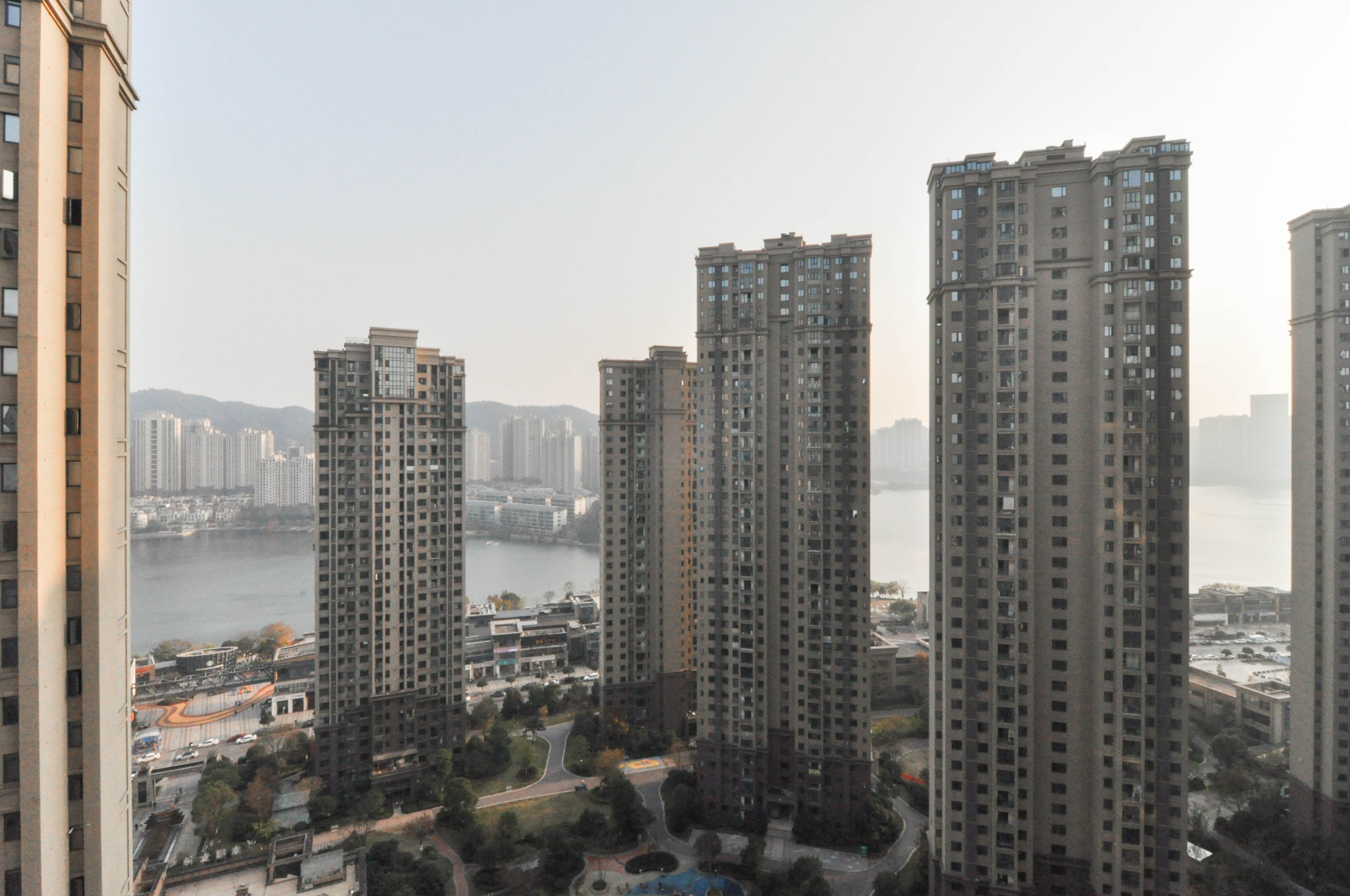 中建梅溪湖中心  3室2厅2卫    153.0万其他