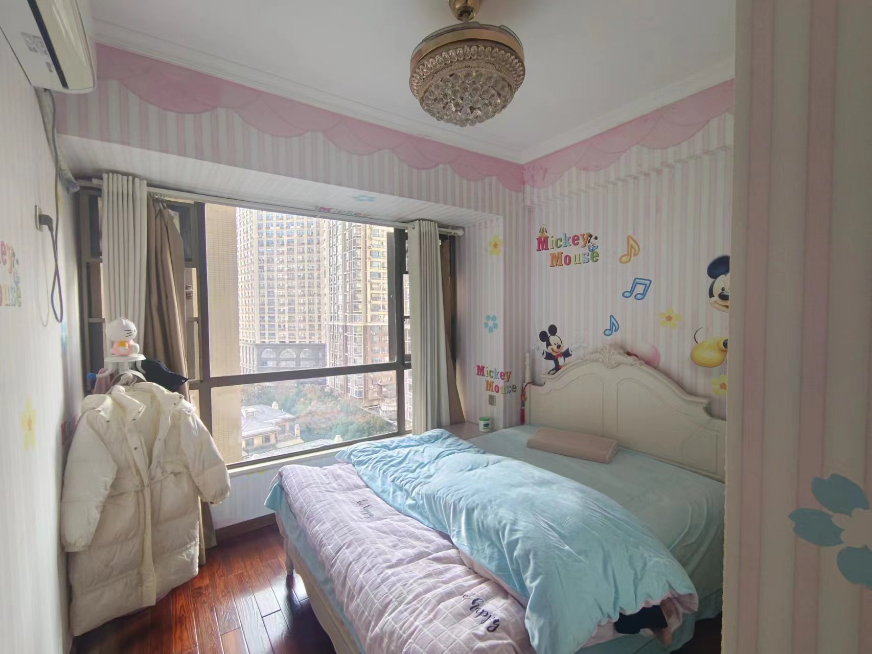 奥园广场 3室2厅2卫 90.0万 奥园广场 3室2厅2卫 90.0万室内图