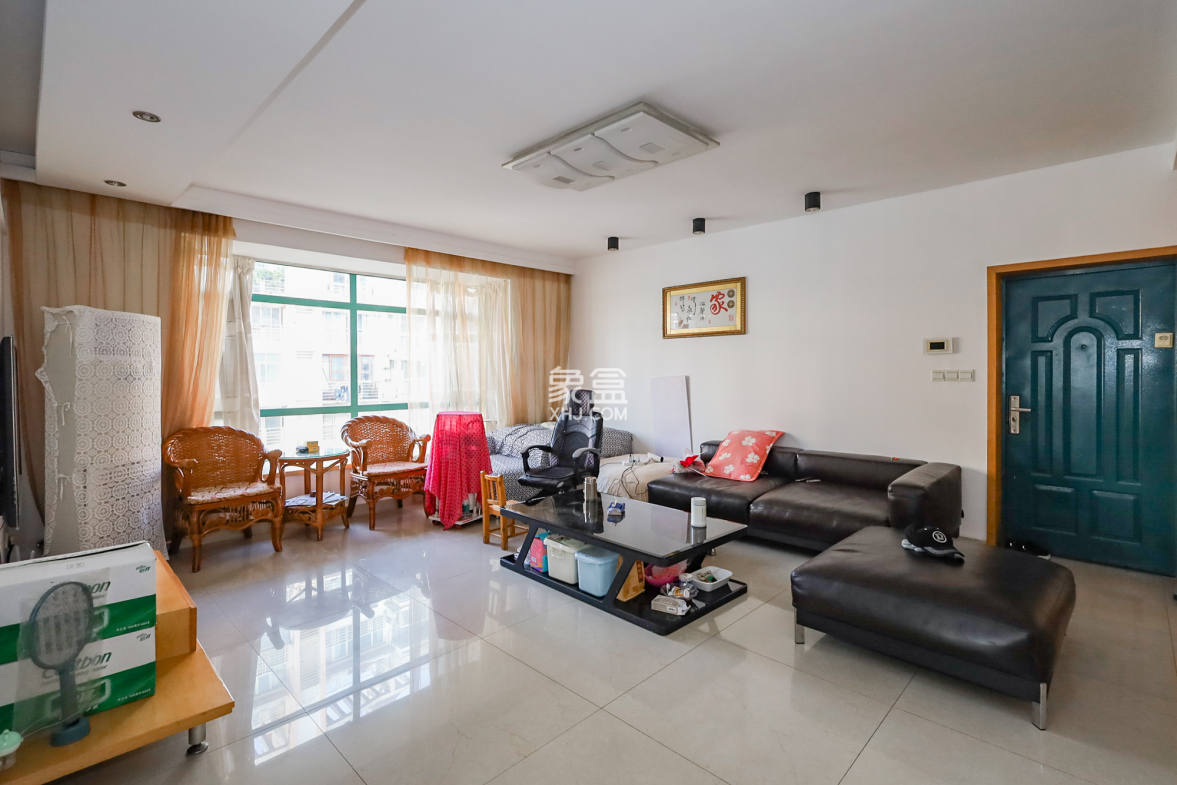 美林景园  4室2厅2卫    108.0万 美林景园  4室2厅2卫    108.0万客厅