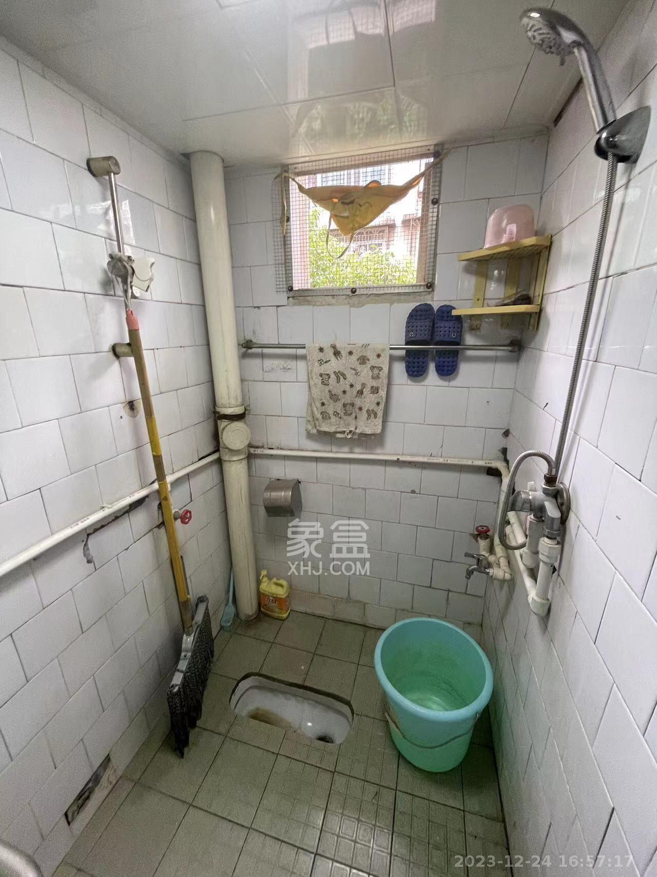 新兴小区（杨家山社区）  2室1厅1卫   1600.00元/月室内图