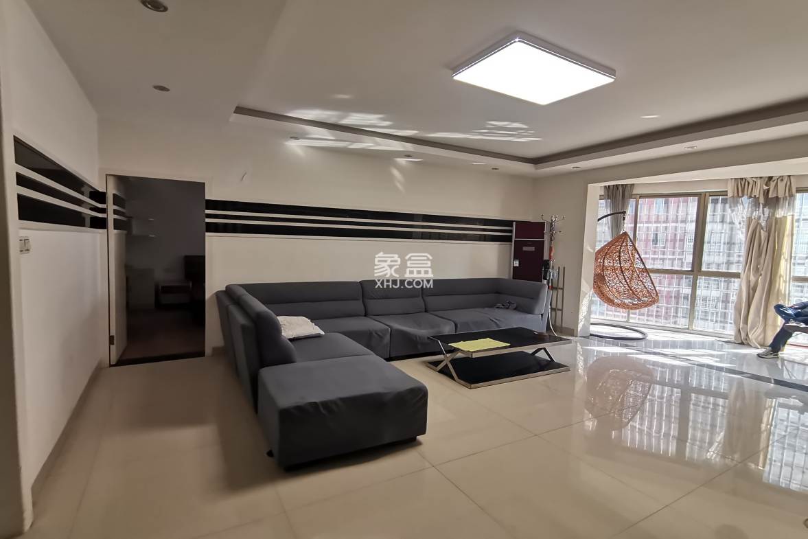 东方豪苑 4室2厅2卫 2200.00元/月 东方豪苑 4室2厅2卫 2200.00元/月户型图