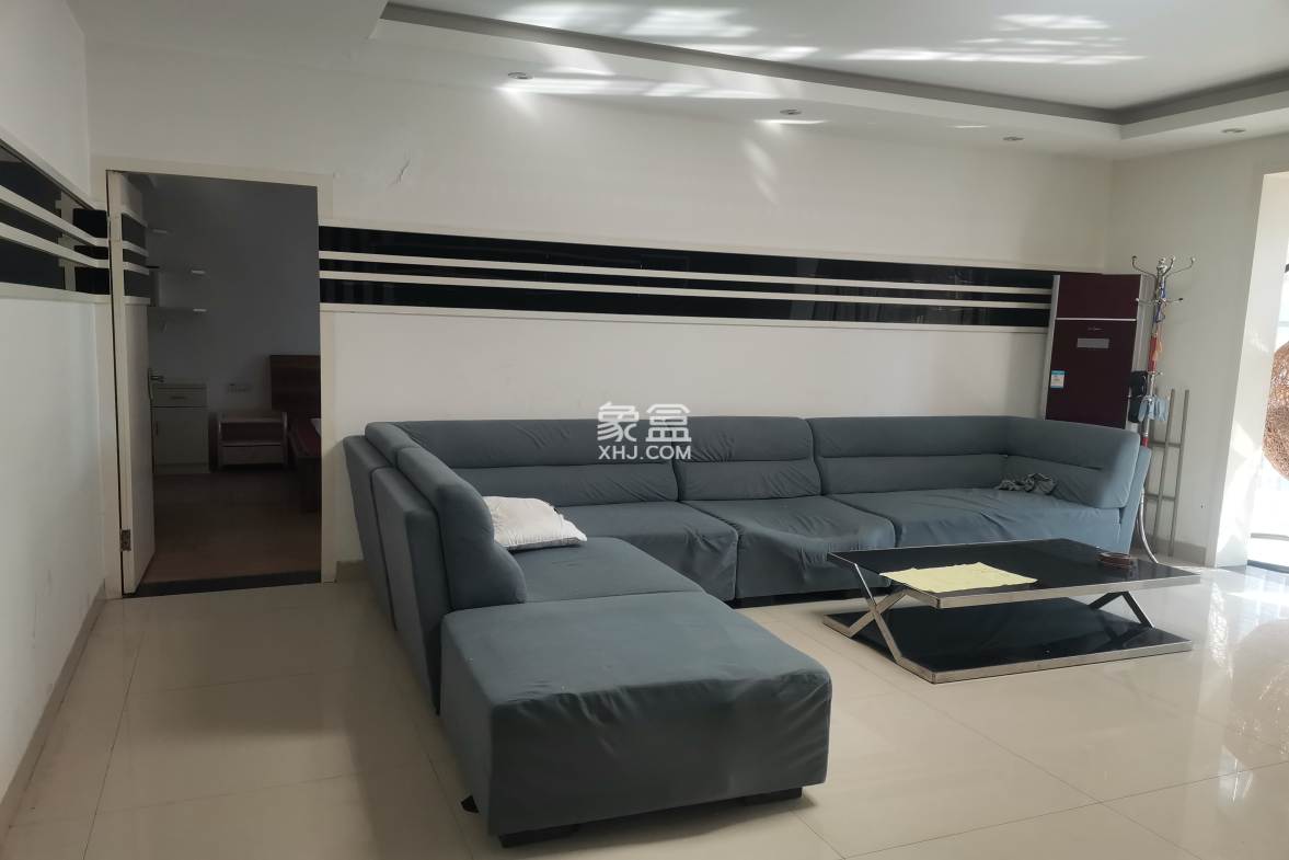 东方豪苑 4室2厅2卫 2200.00元/月 东方豪苑 4室2厅2卫 2200.00元/月室内图