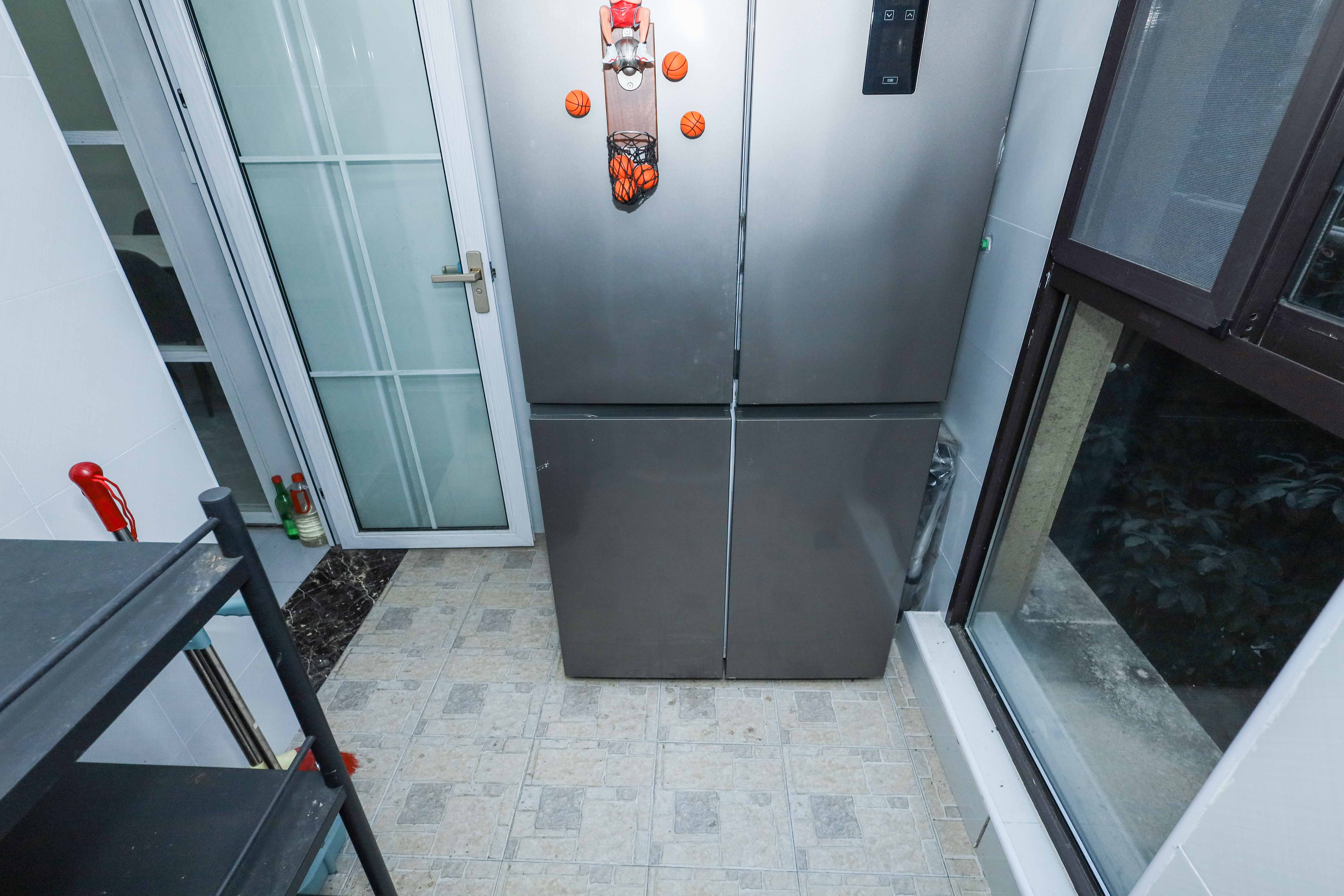 惠天然梅岭国际 3室2厅2卫 120.0万 惠天然梅岭国际 3室2厅2卫 120.0万阳台