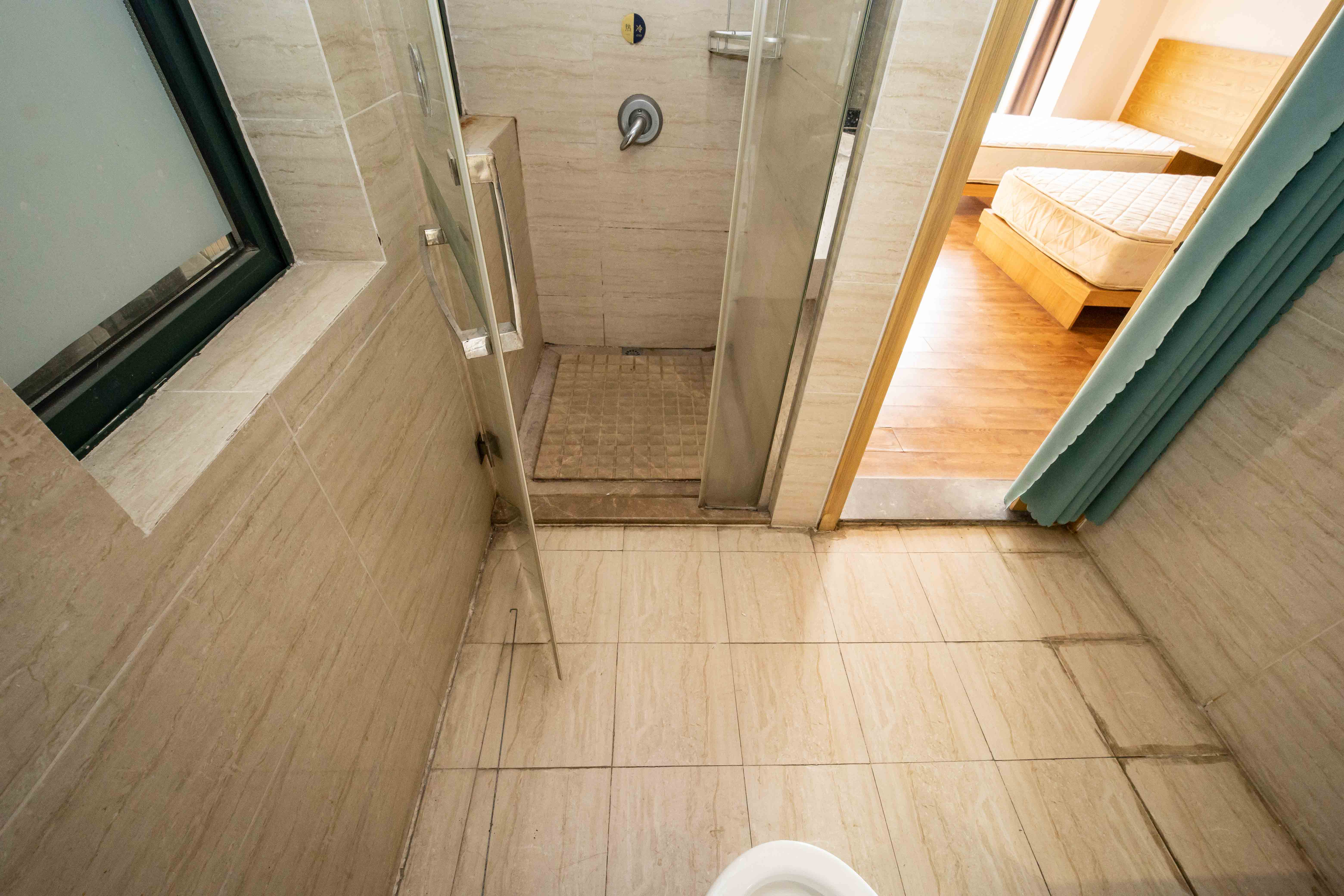 鑫科明珠  1室1厅1卫    33.8万卫生间