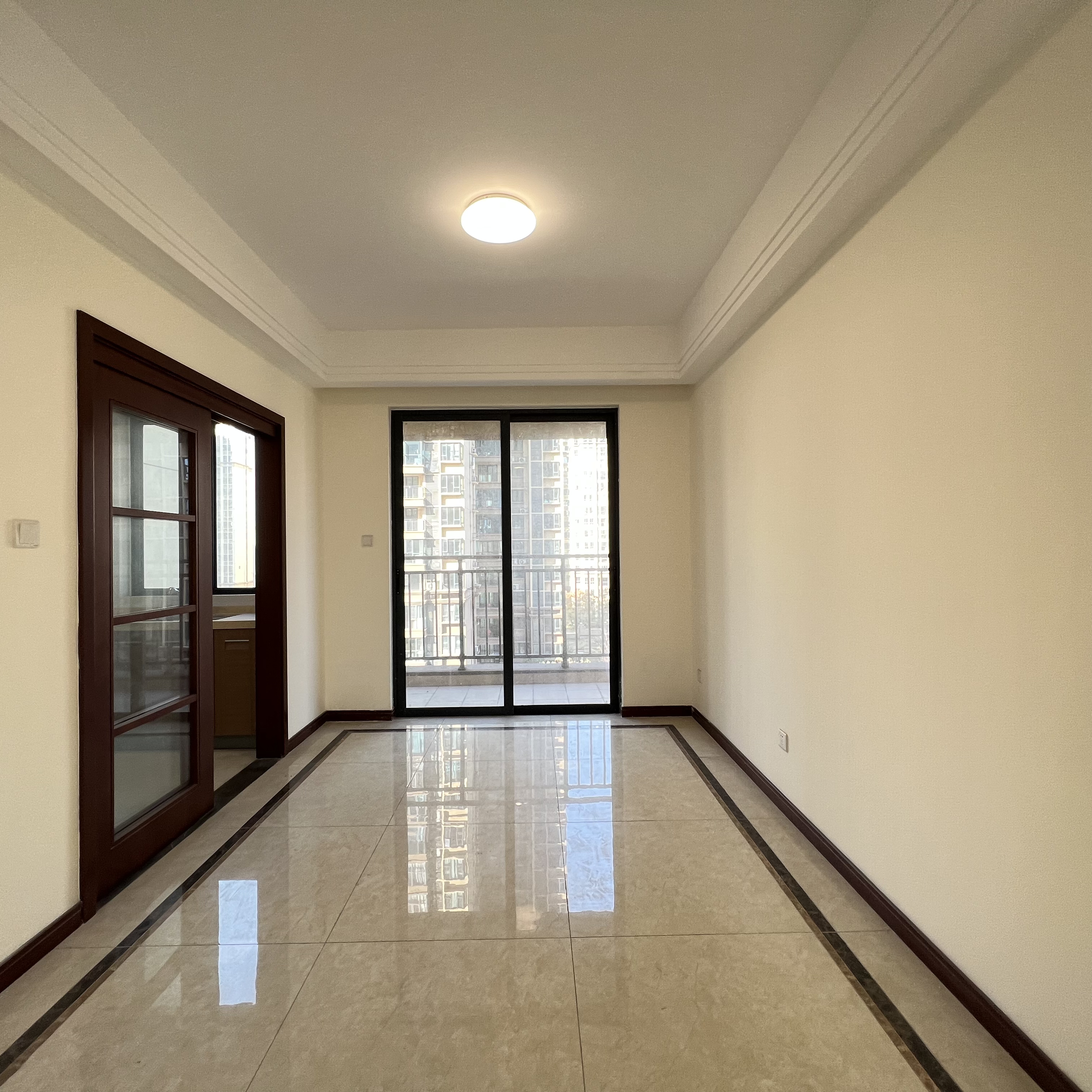 中建玥熙台 4室2厅2卫 92.0万 中建玥熙台 4室2厅2卫 92.0万室内图