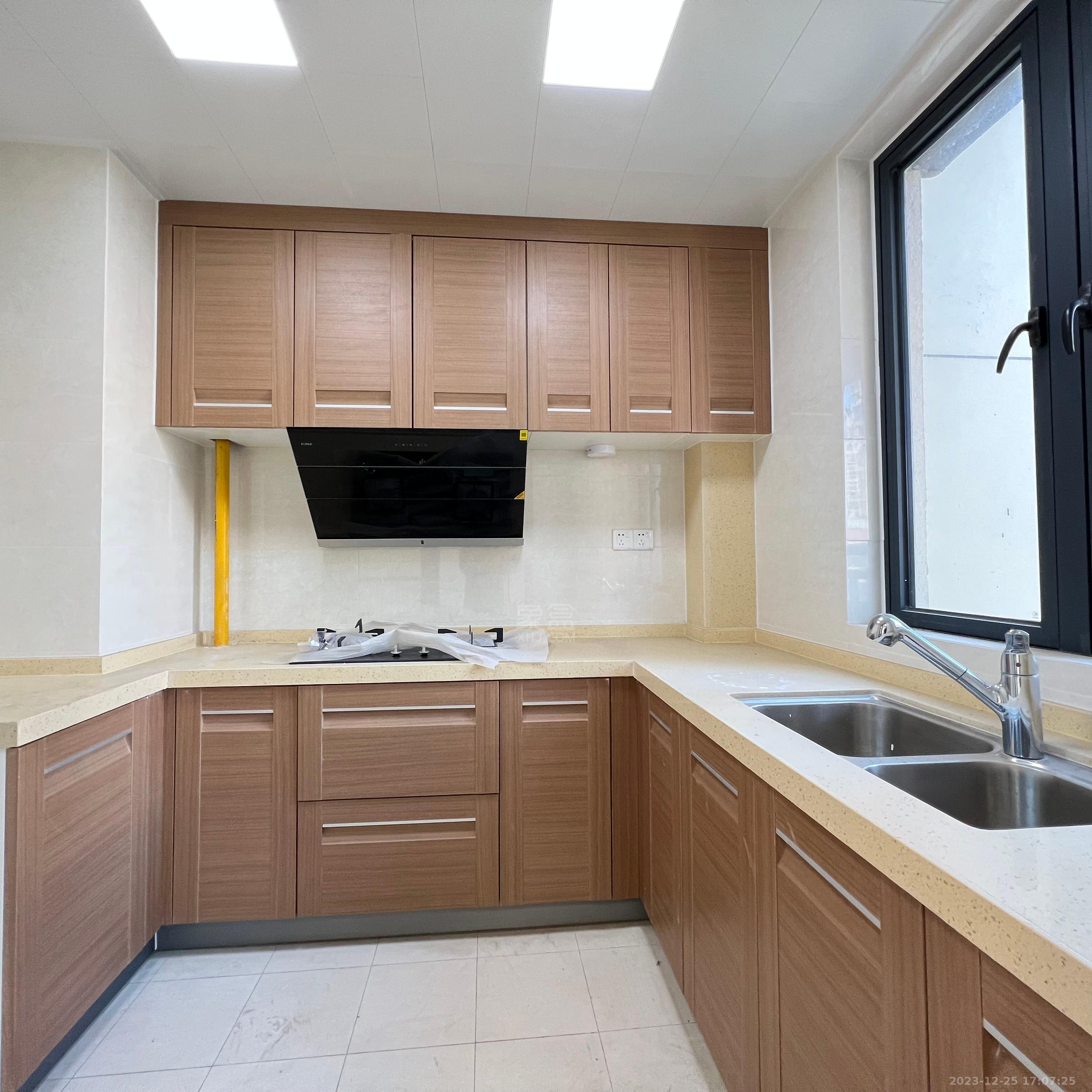 中建玥熙台  4室2厅2卫   2400.00元/月小区图