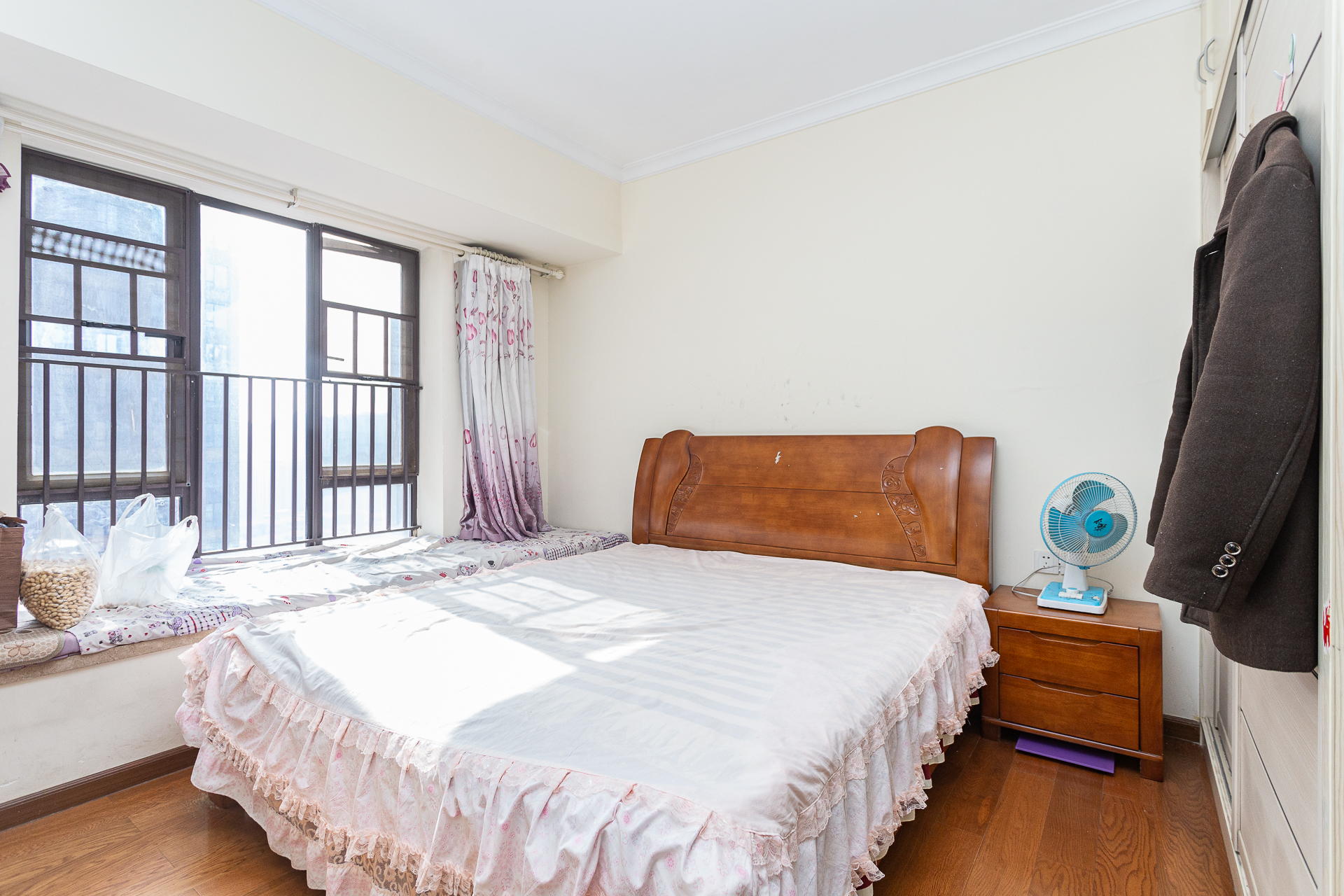 时代倾城一期  3室2厅1卫    105.0万卧室