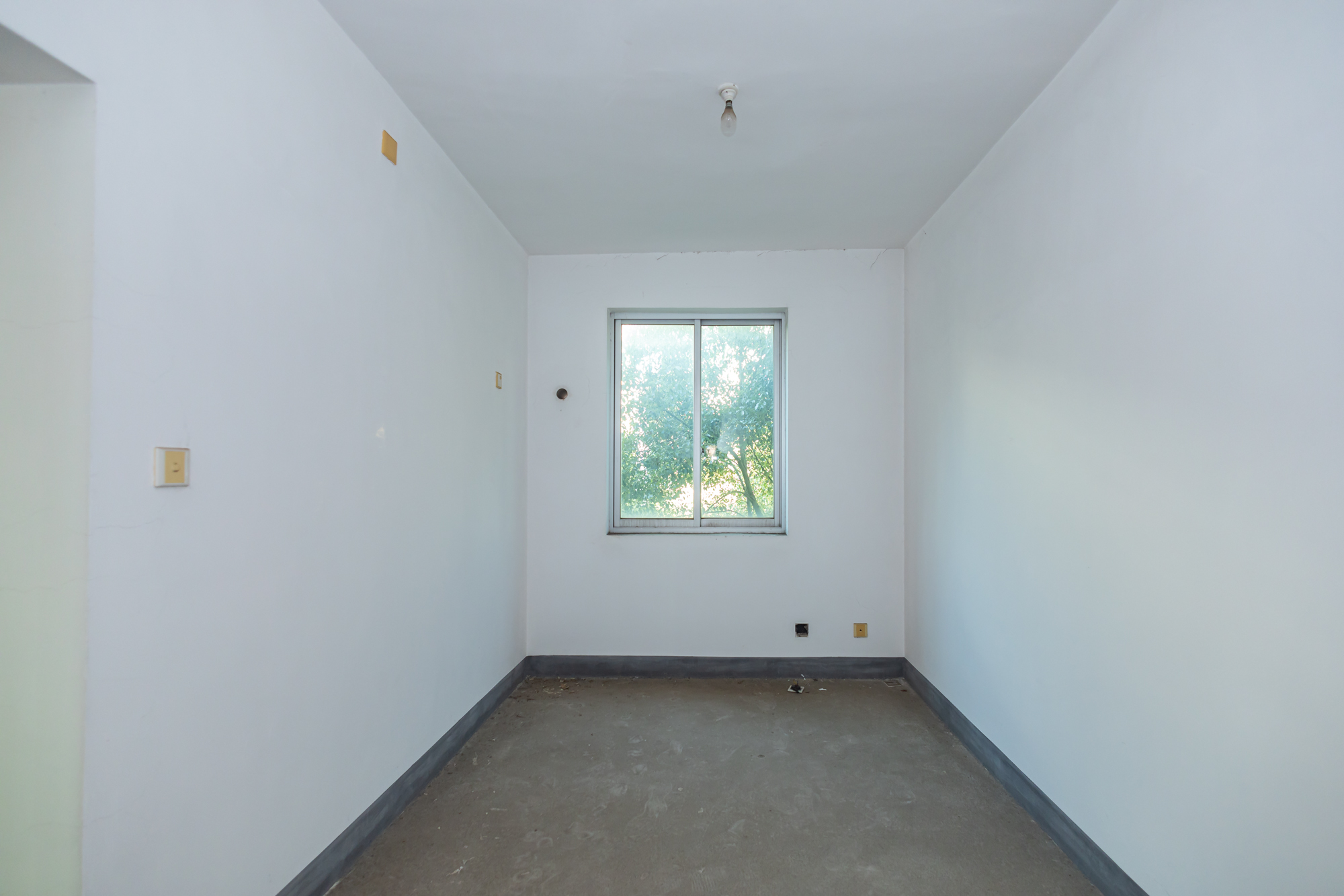 中南汽车世界 3室2厅2卫 47.3万 中南汽车世界 3室2厅2卫 47.3万卧室