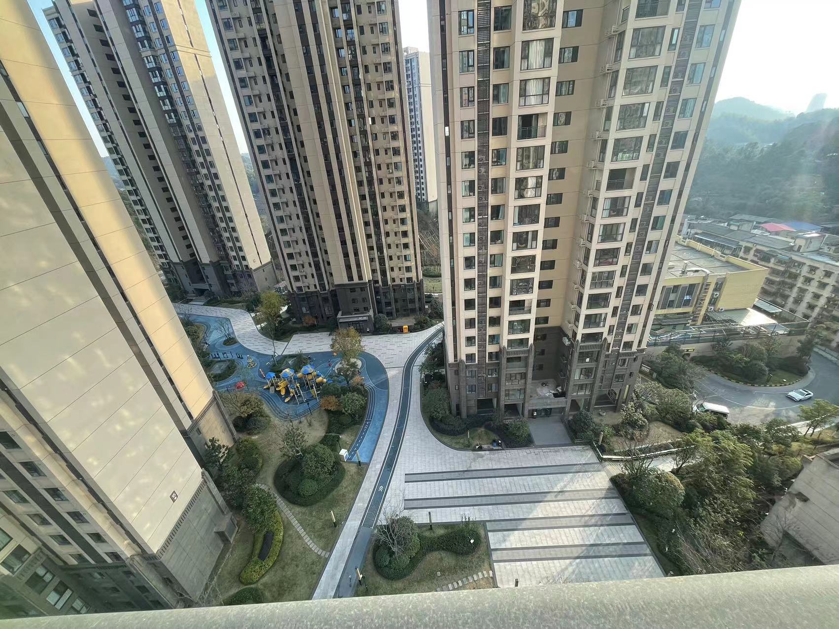 美的檀府  3室2厅2卫    60.0万 美的檀府  3室2厅2卫    60.0万室内图