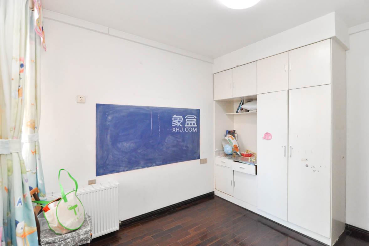 麓谷雅园  4室2厅2卫    70.0万 麓谷雅园  4室2厅2卫    70.0万其他