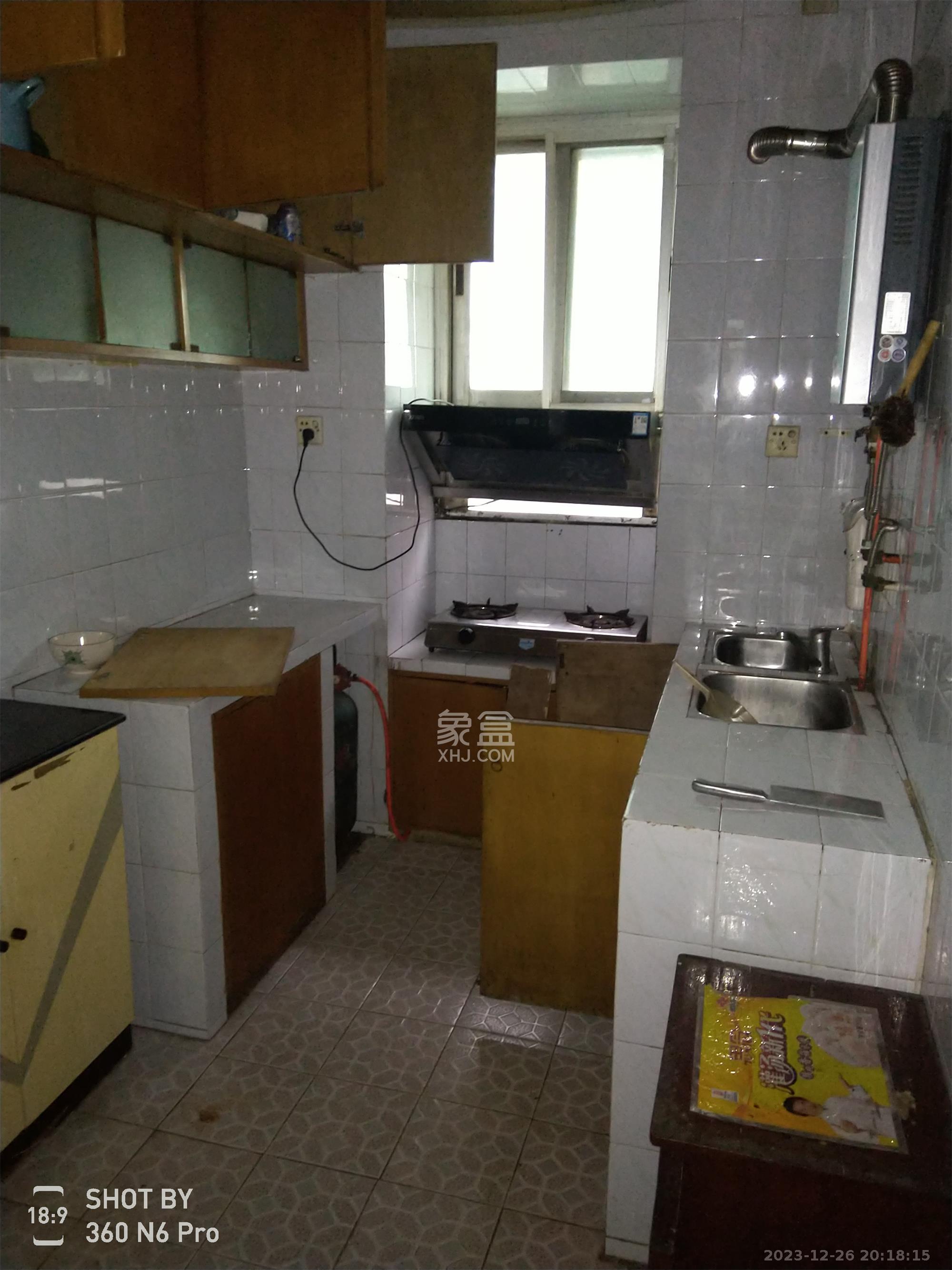 铝厂宿舍  2室2厅1卫   1300.00元/月室内图