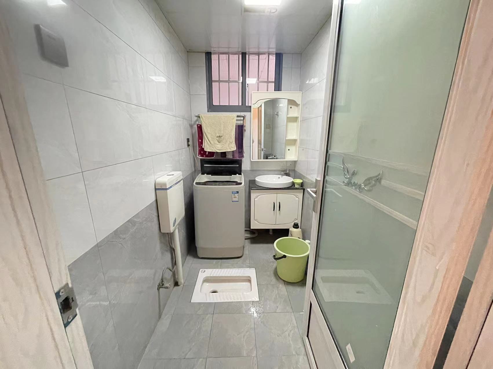 凤凰义乌城(兹丘凤凰城) 1室1厅1卫 29.8万 凤凰义乌城(兹丘凤凰城) 1室1厅1卫 29.8万室内图