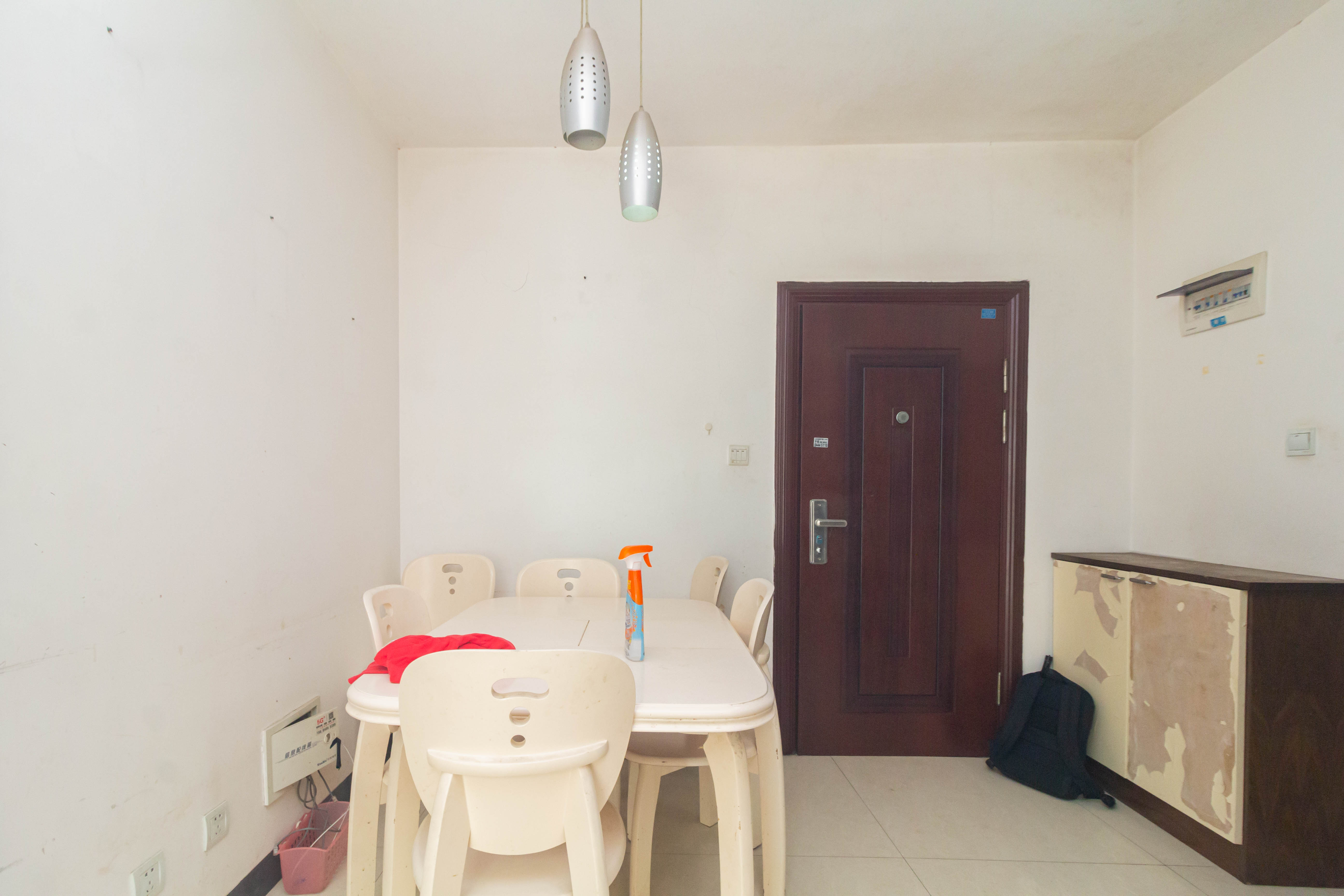 中国铁建国际城一期  2室2厅1卫    49.8万客厅