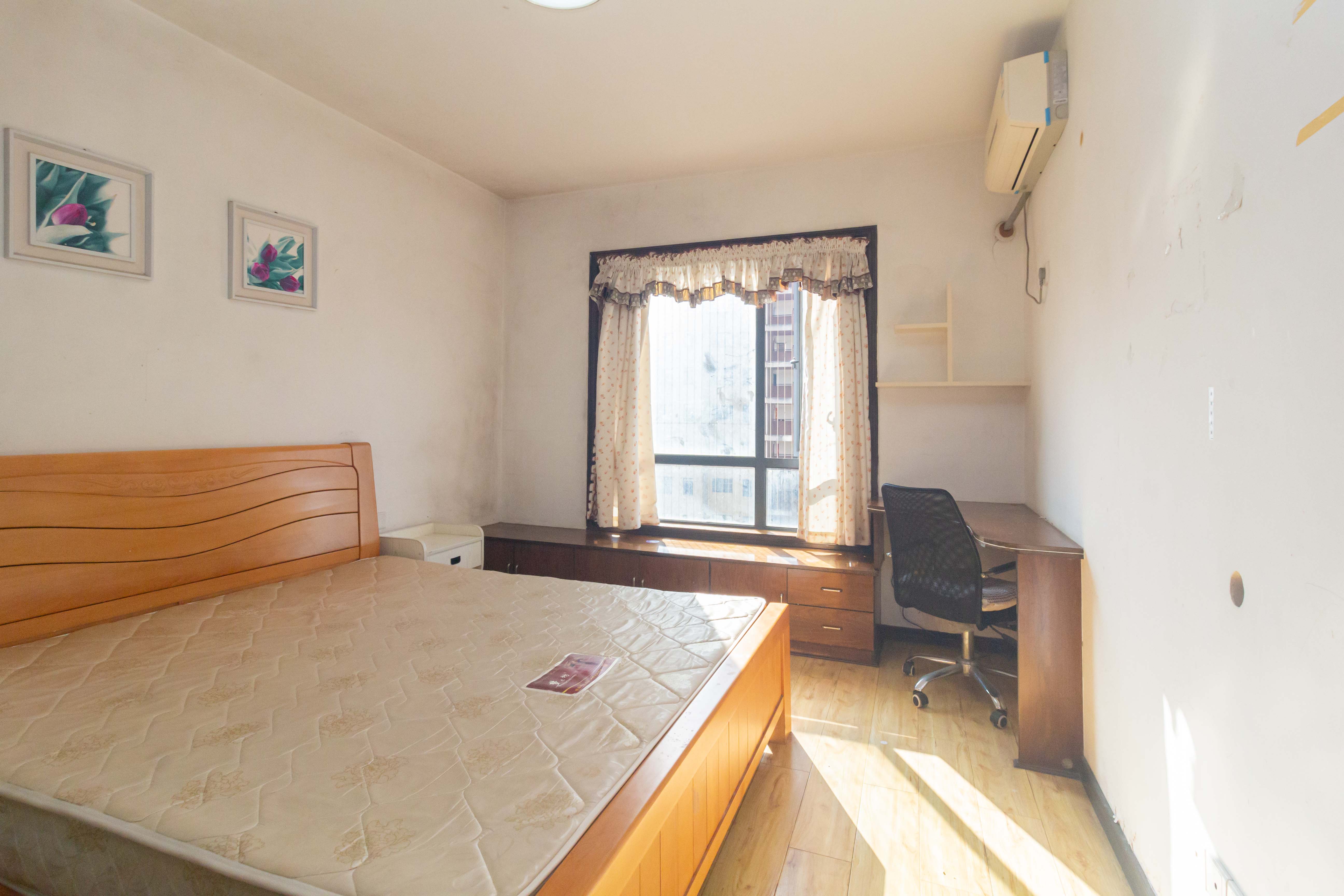 中国铁建国际城一期  2室2厅1卫    49.8万卧室