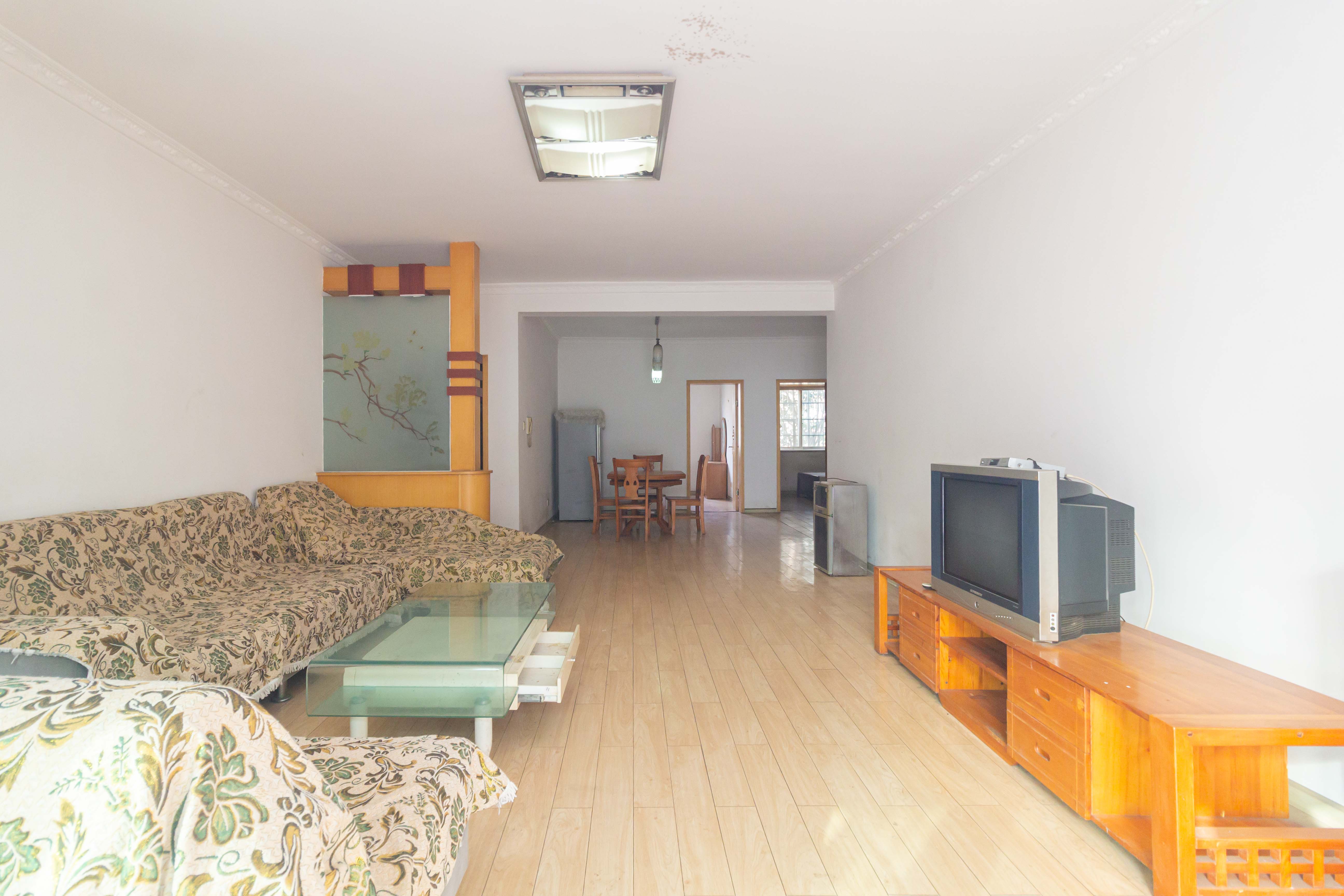 创业乐园  3室2厅2卫   45.80万 创业乐园  3室2厅2卫   45.80万客厅