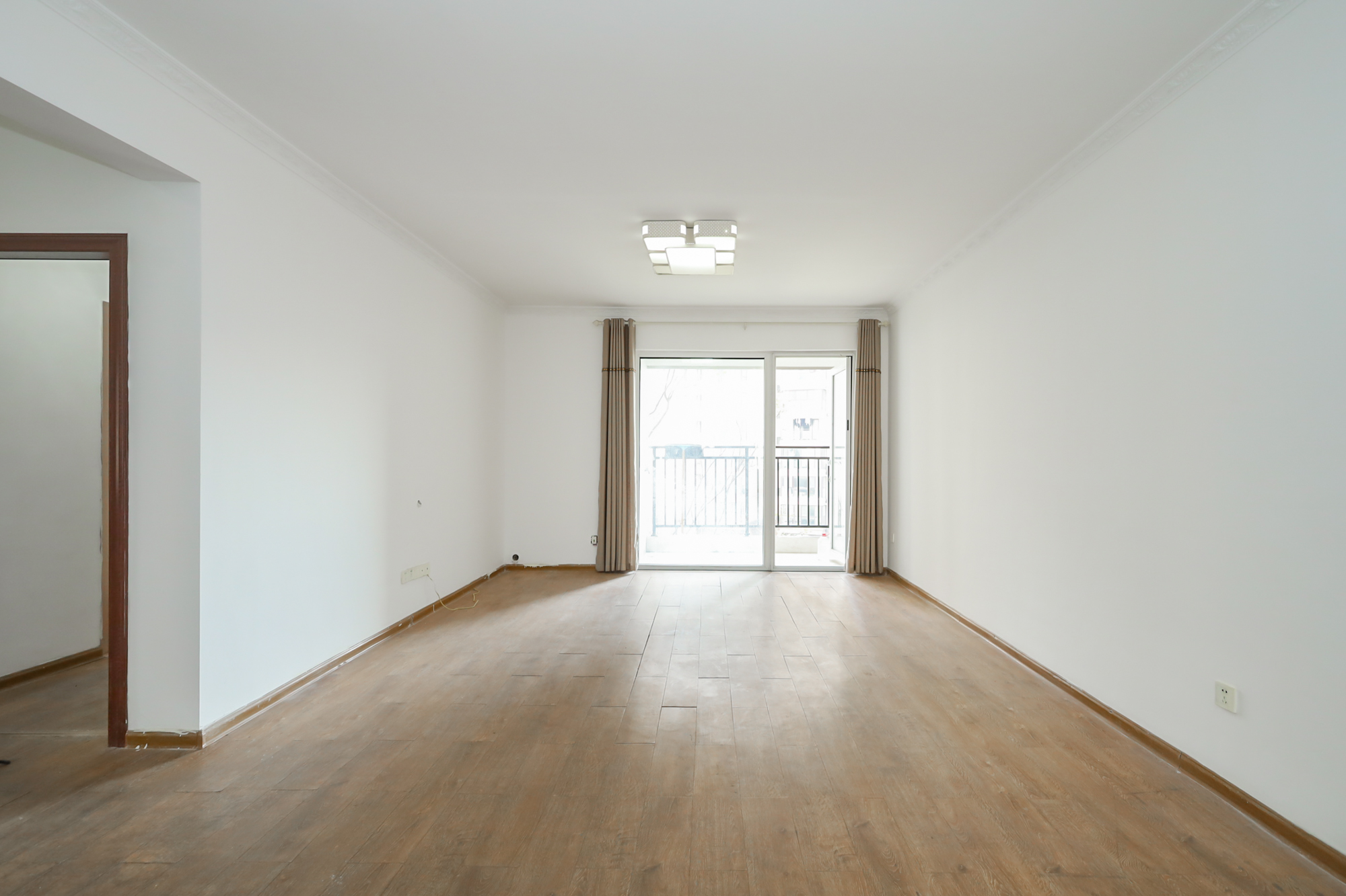 当代滨江MOMA  3室2厅1卫    158.0万客厅