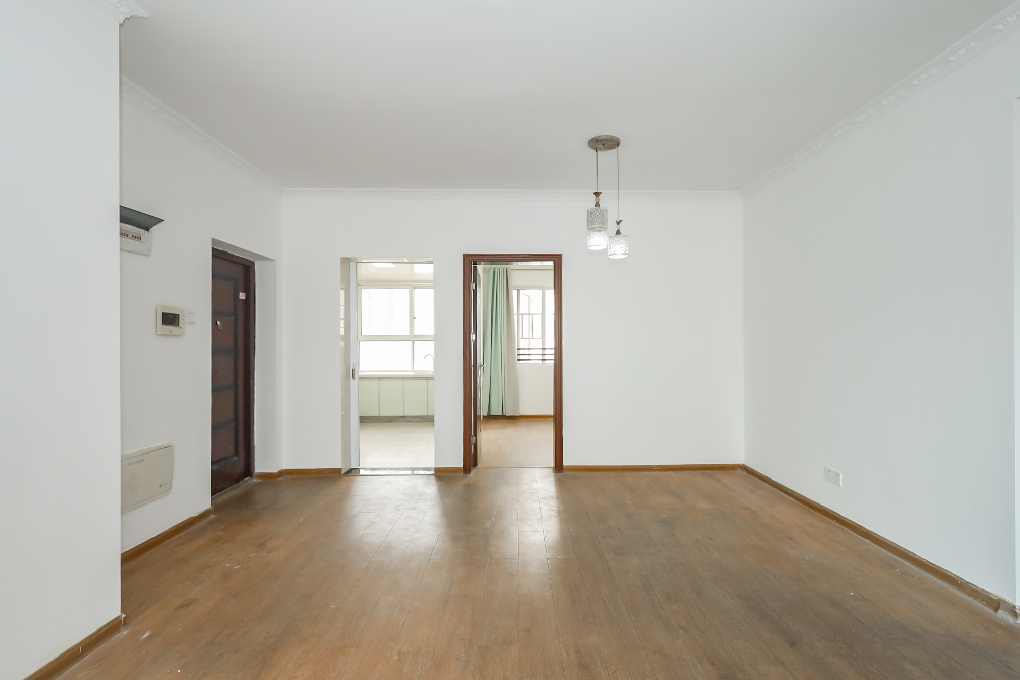 当代滨江MOMA  3室2厅1卫    158.0万其他