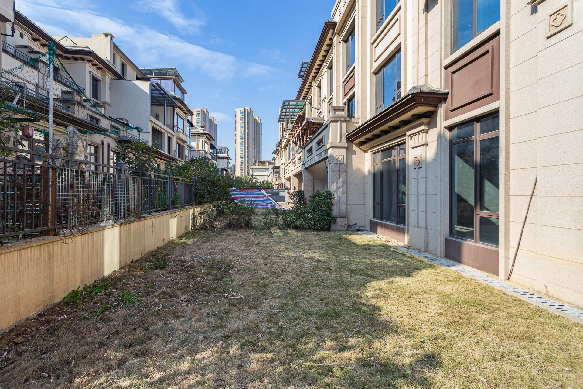 龙湖璟宸原著(龙湖紫宸)  4室3厅3卫    410.0万 龙湖璟宸原著(龙湖紫宸)  4室3厅3卫    410.0万其他