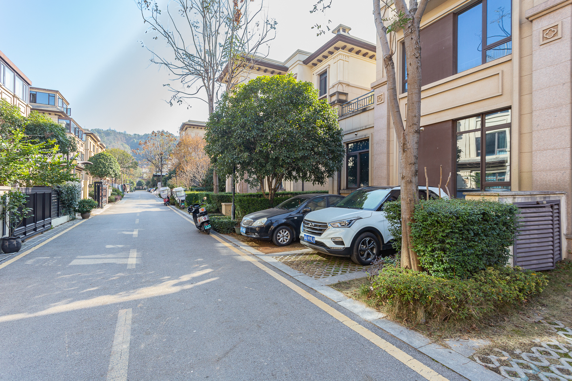 龙湖璟宸原著(龙湖紫宸)  4室3厅3卫    410.0万 龙湖璟宸原著(龙湖紫宸)  4室3厅3卫    410.0万其他