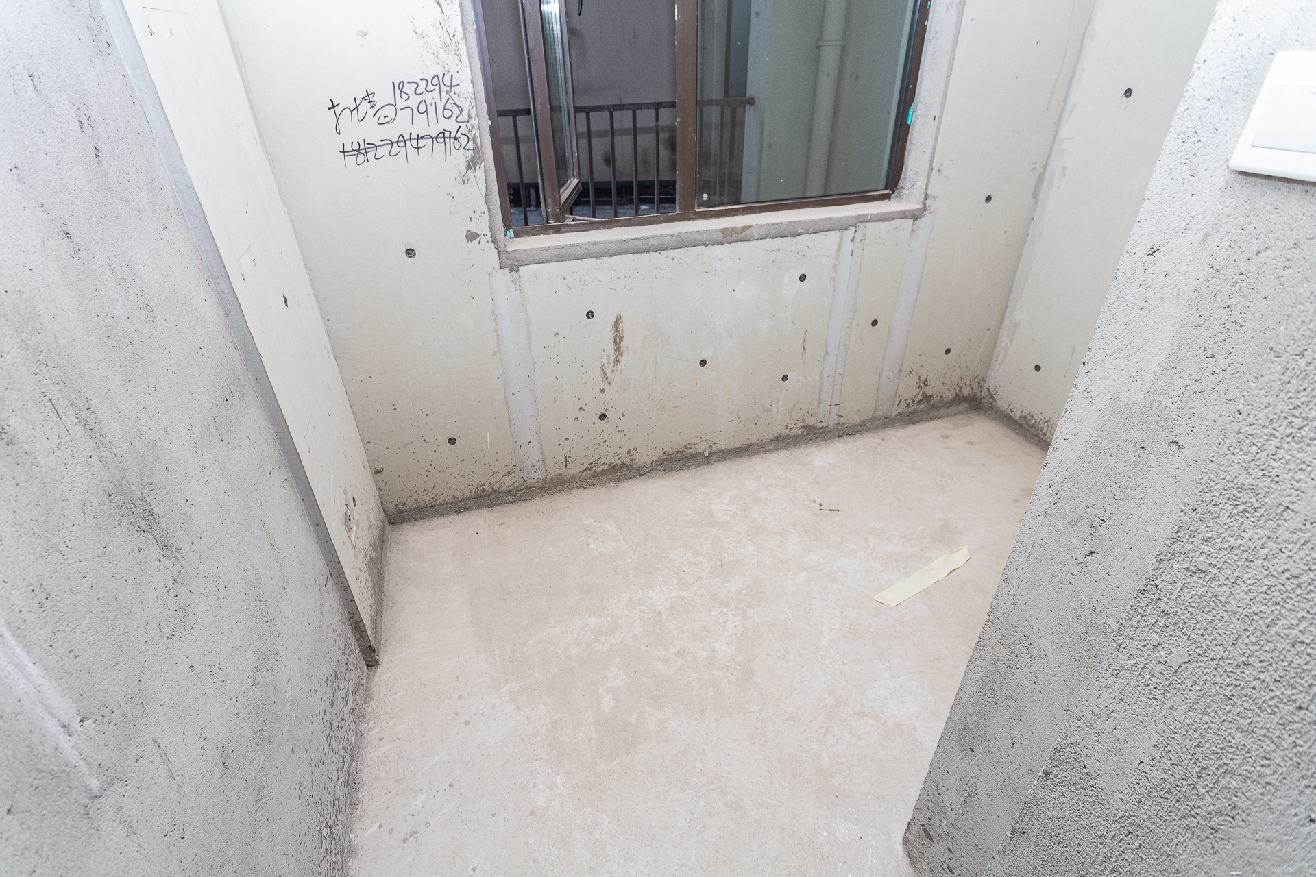长燃润和天地（长润小区印湘江）  5室2厅2卫   110.00万卧室