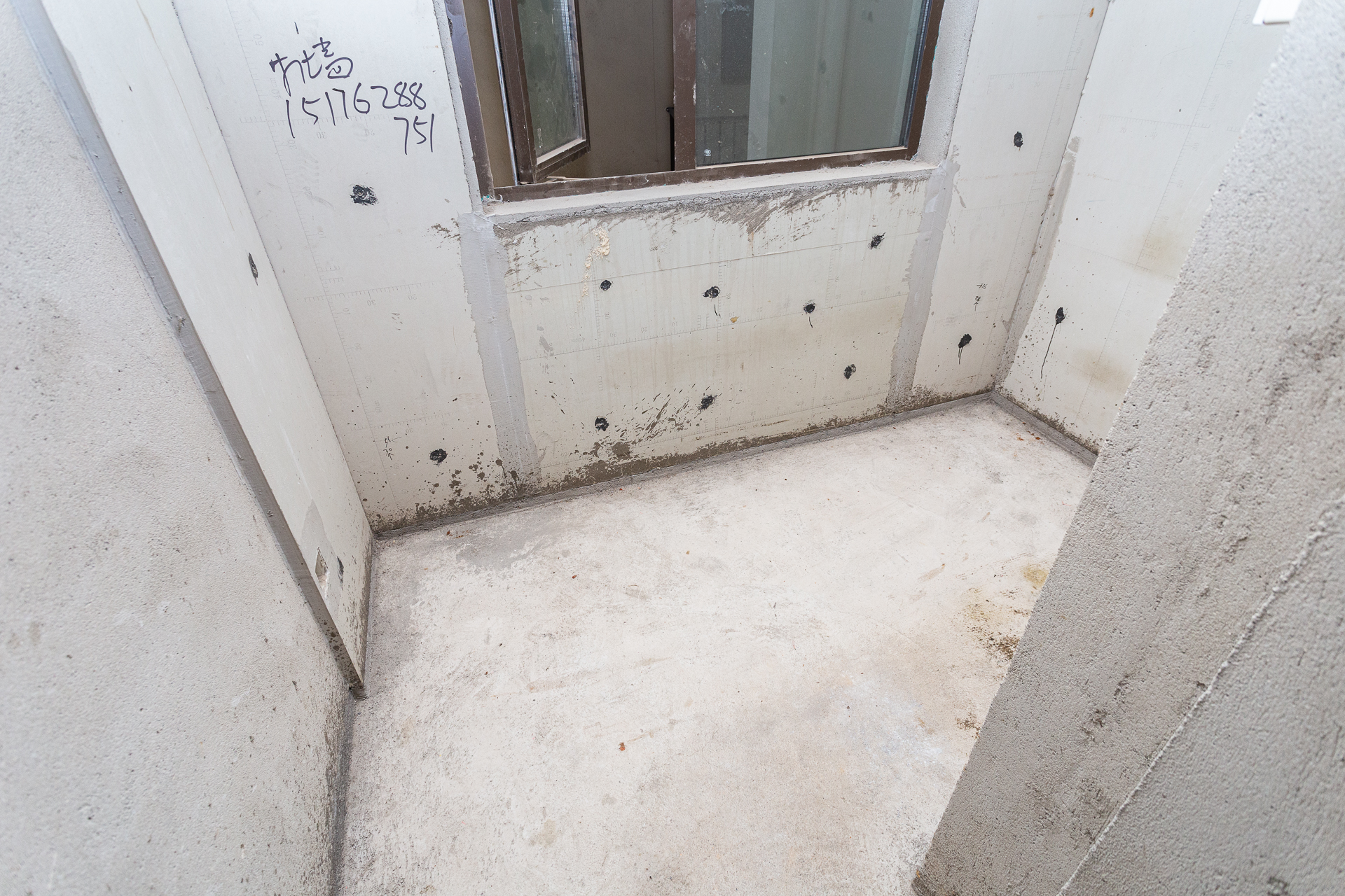 长燃润和天地(长润小区印湘江) 5室2厅2卫 116.0万 长燃润和天地(长润小区印湘江) 5室2厅2卫 116.0万卧室