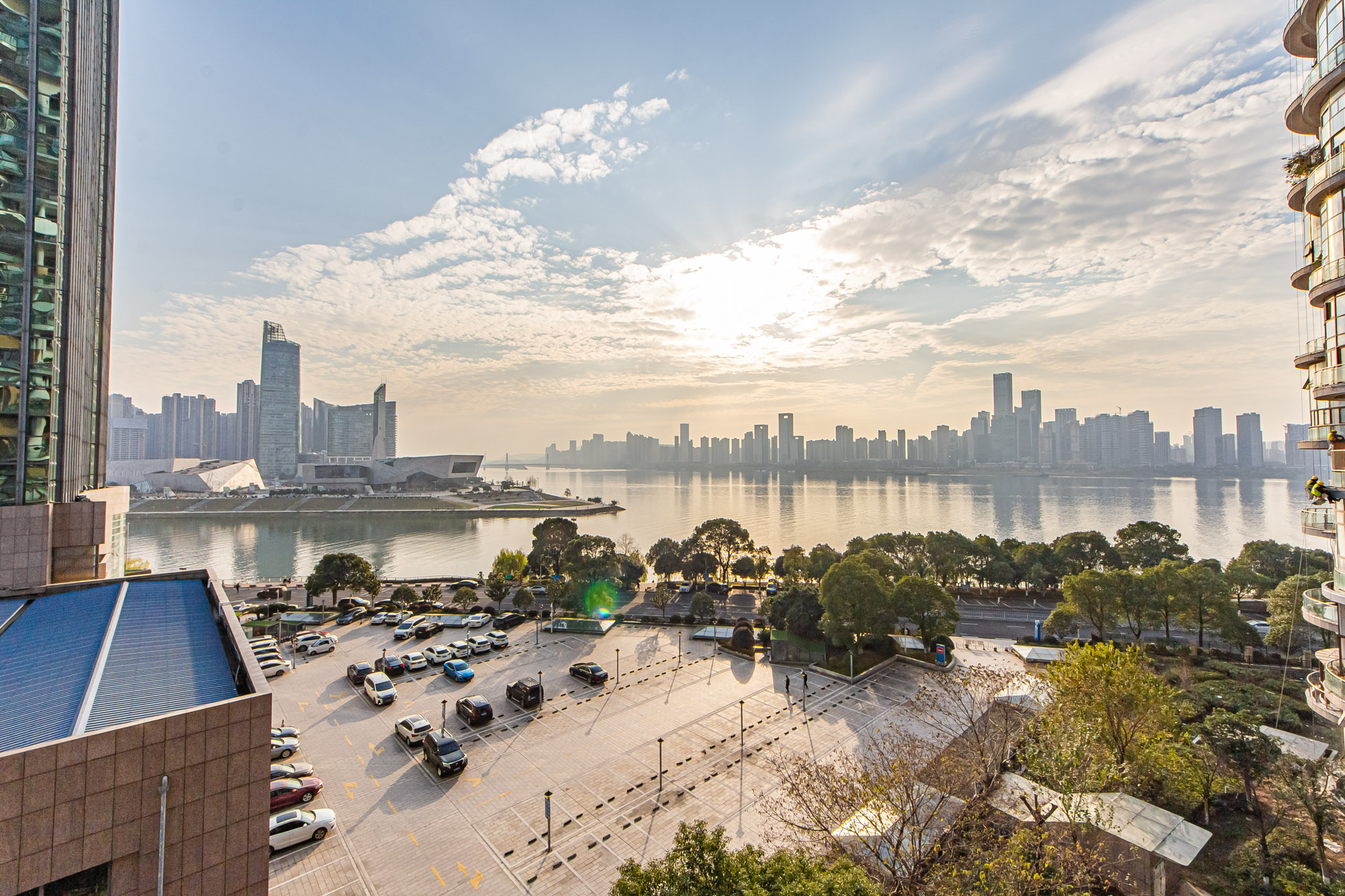 湘江世纪城湘江豪庭  5室2厅2卫    290.0万 湘江世纪城湘江豪庭  5室2厅2卫    290.0万其他