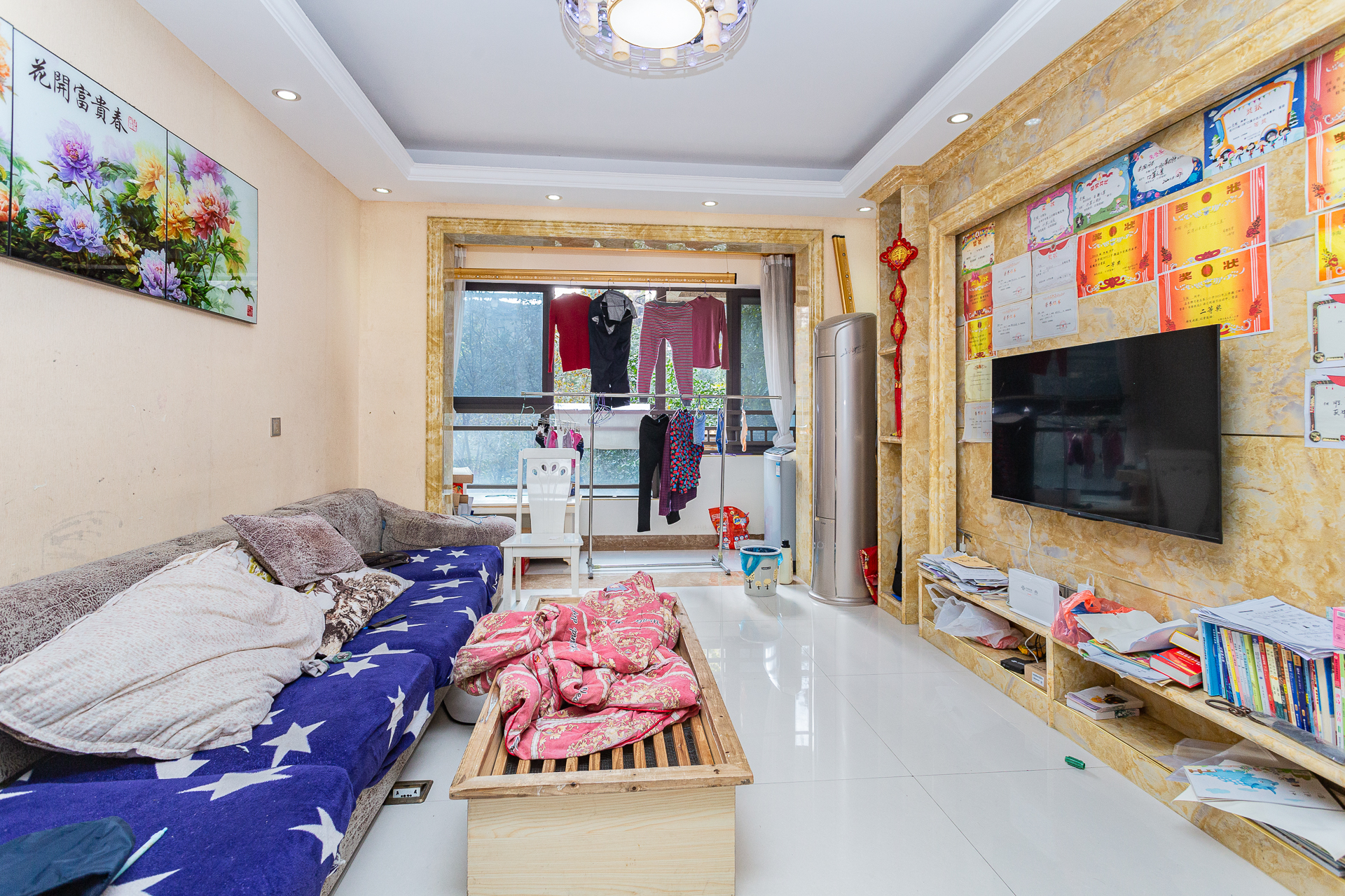 龙湖湘风原著(龙湖湘风星城) 4室2厅2卫 102.8万 龙湖湘风原著(龙湖湘风星城) 4室2厅2卫 102.8万客厅