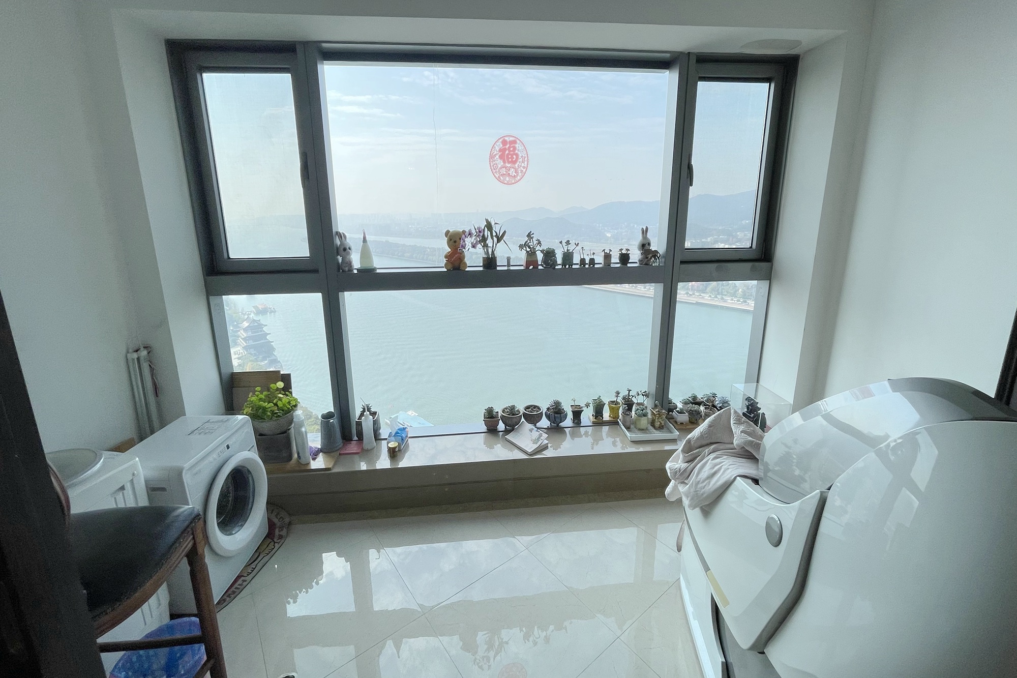 华远隆玺  4室2厅4卫    760.0万 华远隆玺  4室2厅4卫    760.0万阳台