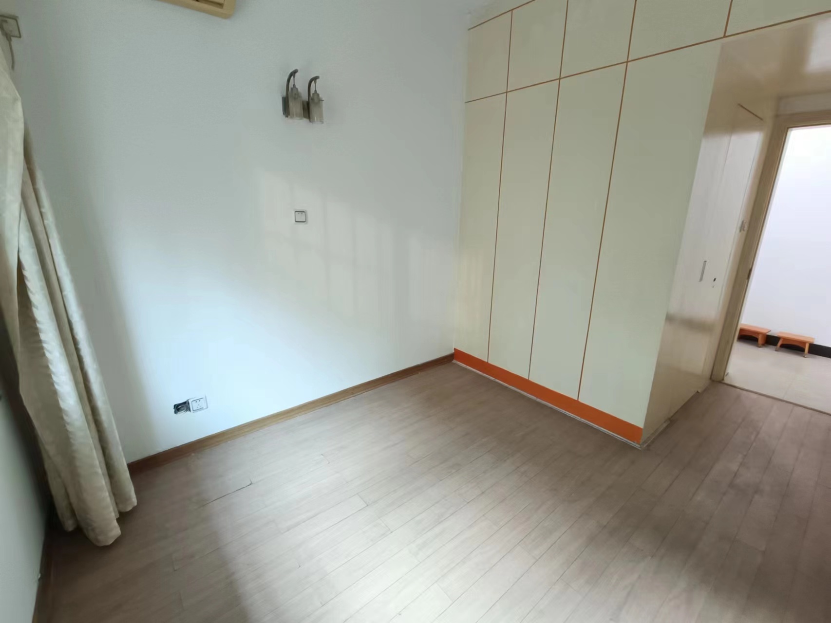 天元区武装部宿舍 3室2厅1卫 45.0万 天元区武装部宿舍 3室2厅1卫 45.0万室内图