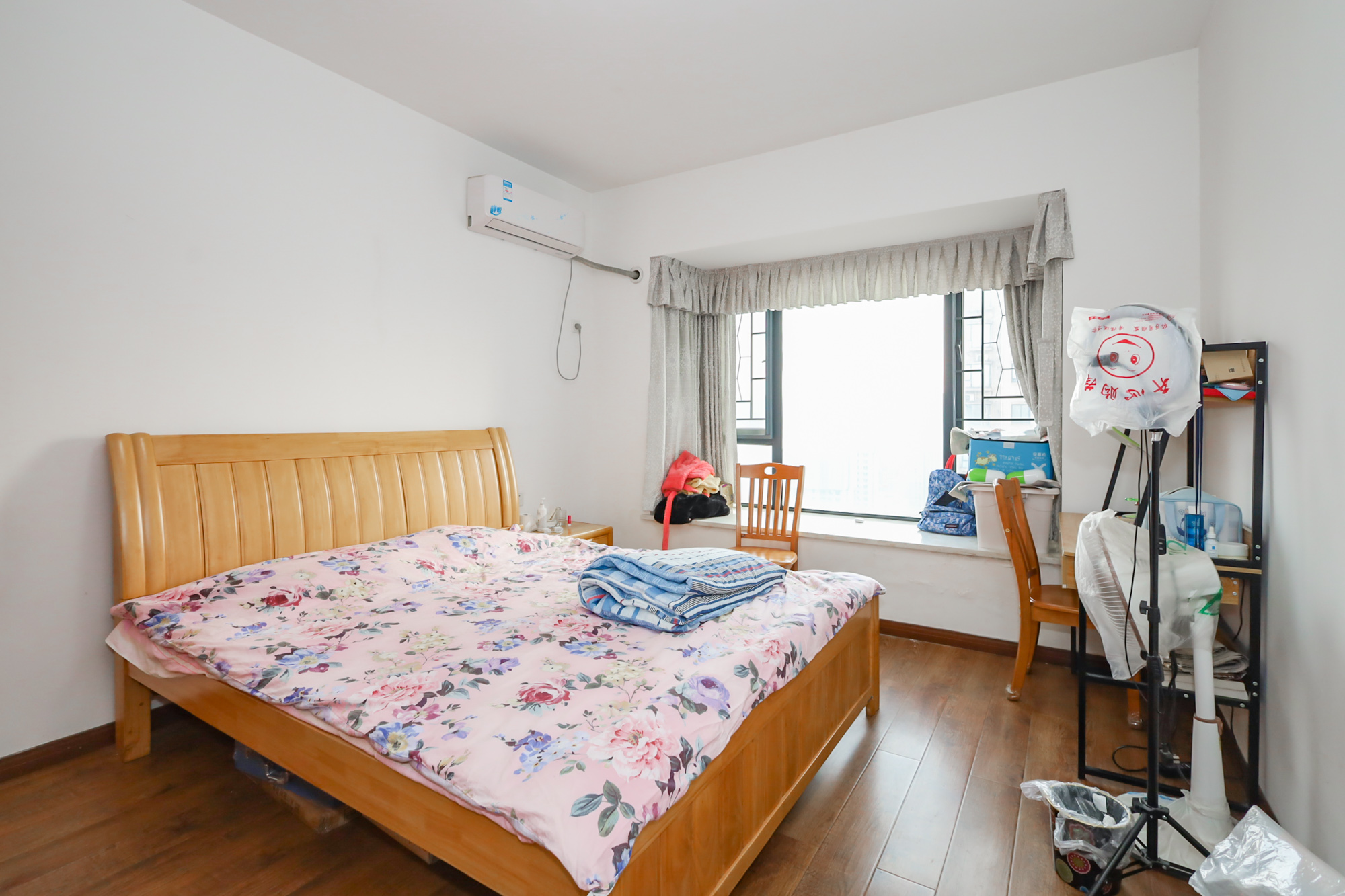 钰龙天下一期 3室2厅2卫 265.0万 钰龙天下一期 3室2厅2卫 265.0万卧室