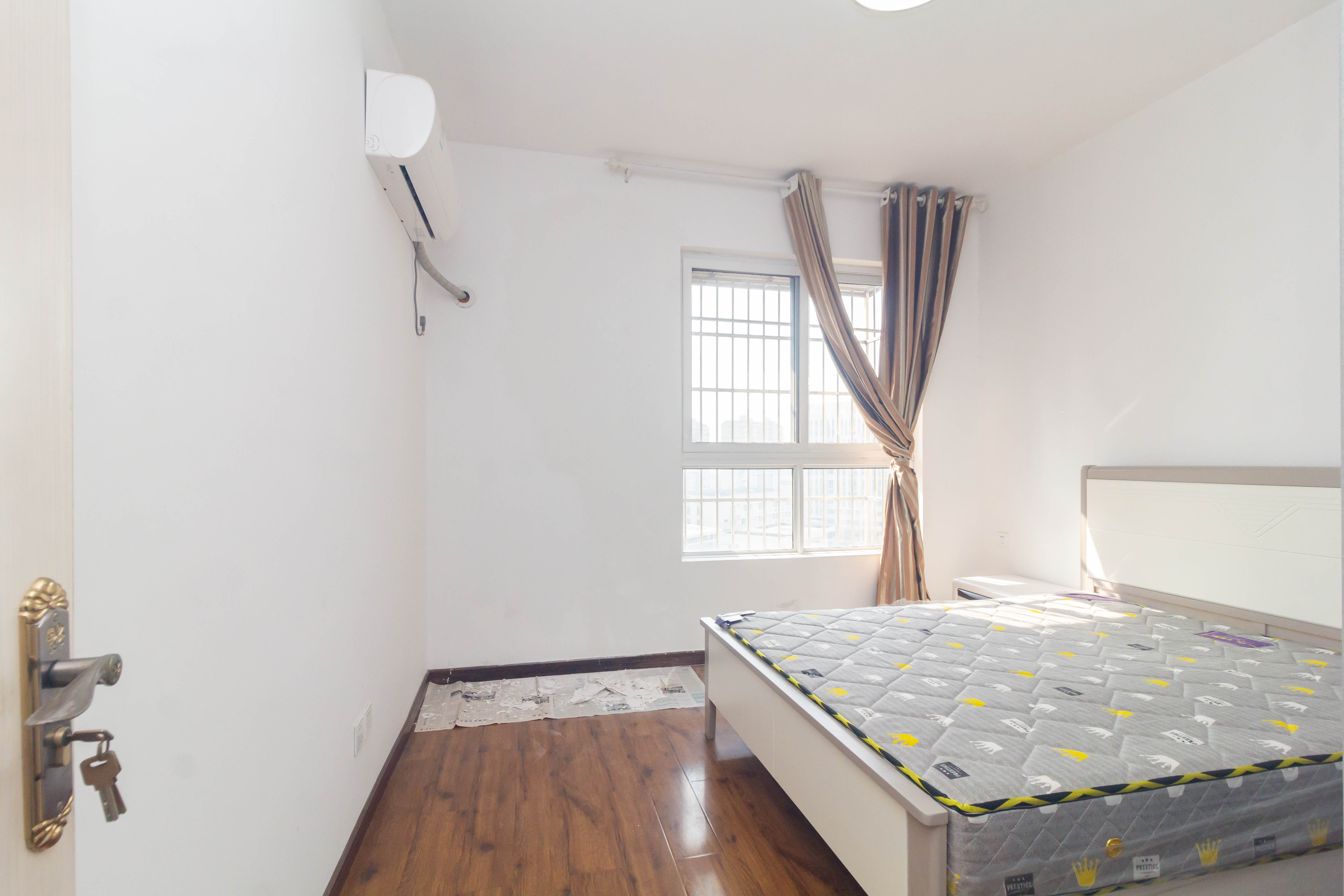 光明城市(星辰青年城) 3室2厅1卫 49.8万 光明城市(星辰青年城) 3室2厅1卫 49.8万卧室