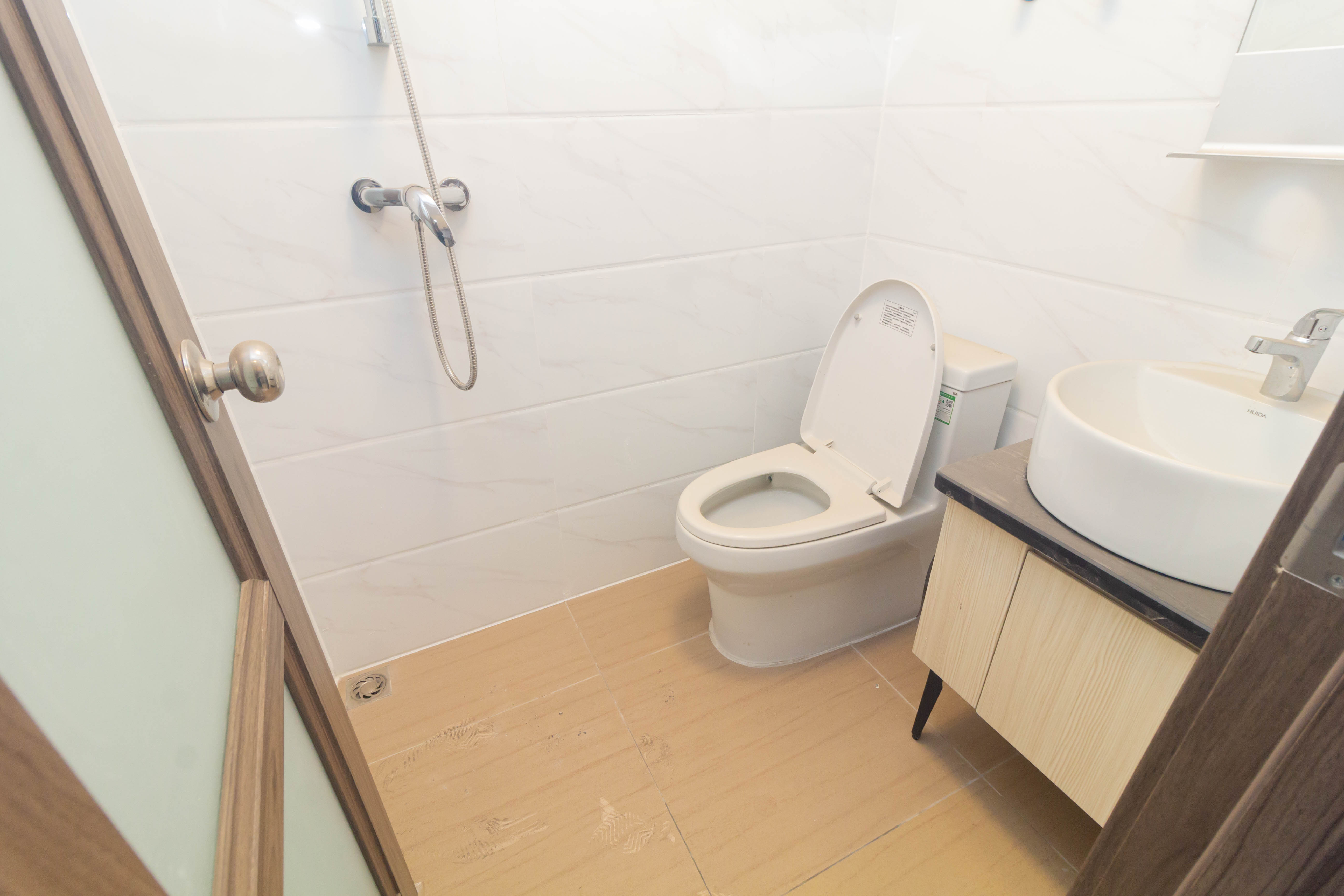 碧桂园星荟  1室1厅1卫    25.0万 碧桂园星荟  1室1厅1卫    25.0万卫生间