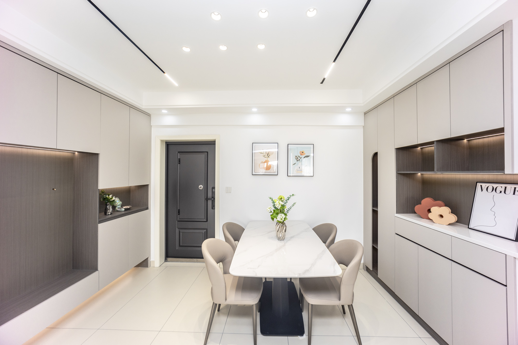 富绿新村  3室2厅2卫    82.0万 富绿新村  3室2厅2卫    82.0万客厅