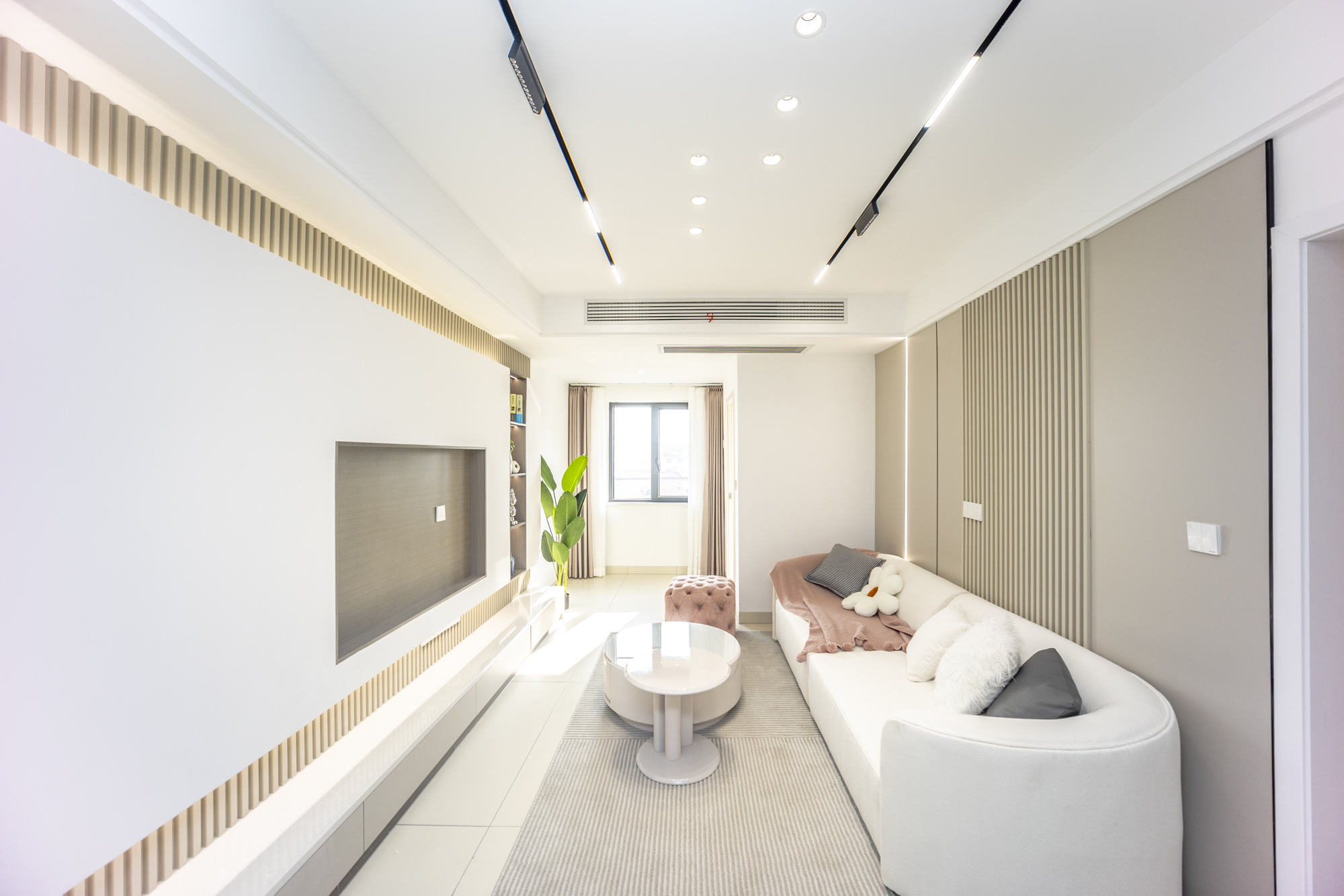 富绿新村  3室2厅2卫    82.0万 富绿新村  3室2厅2卫    82.0万客厅