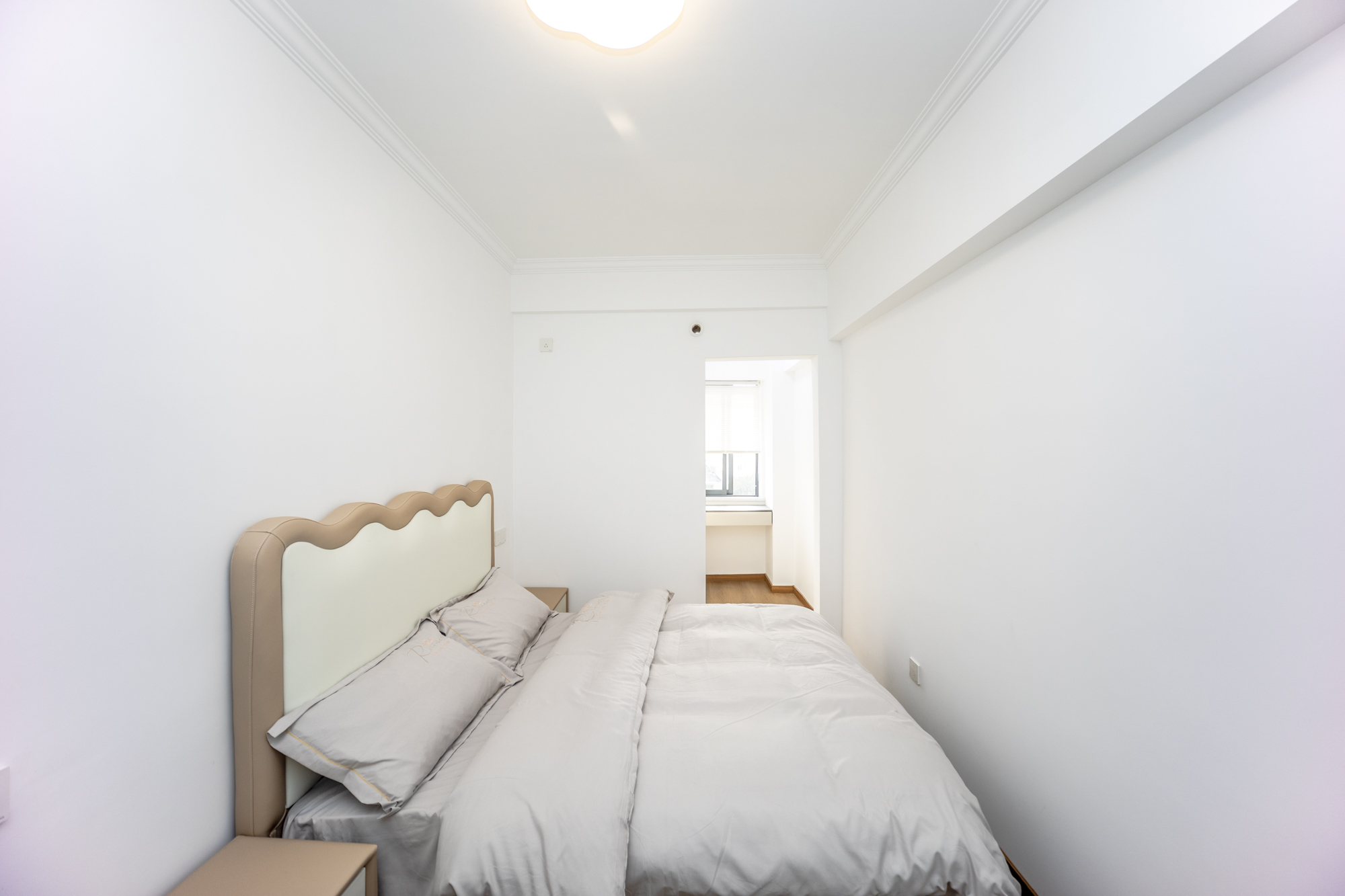 富绿新村  3室2厅2卫    82.0万 富绿新村  3室2厅2卫    82.0万卧室