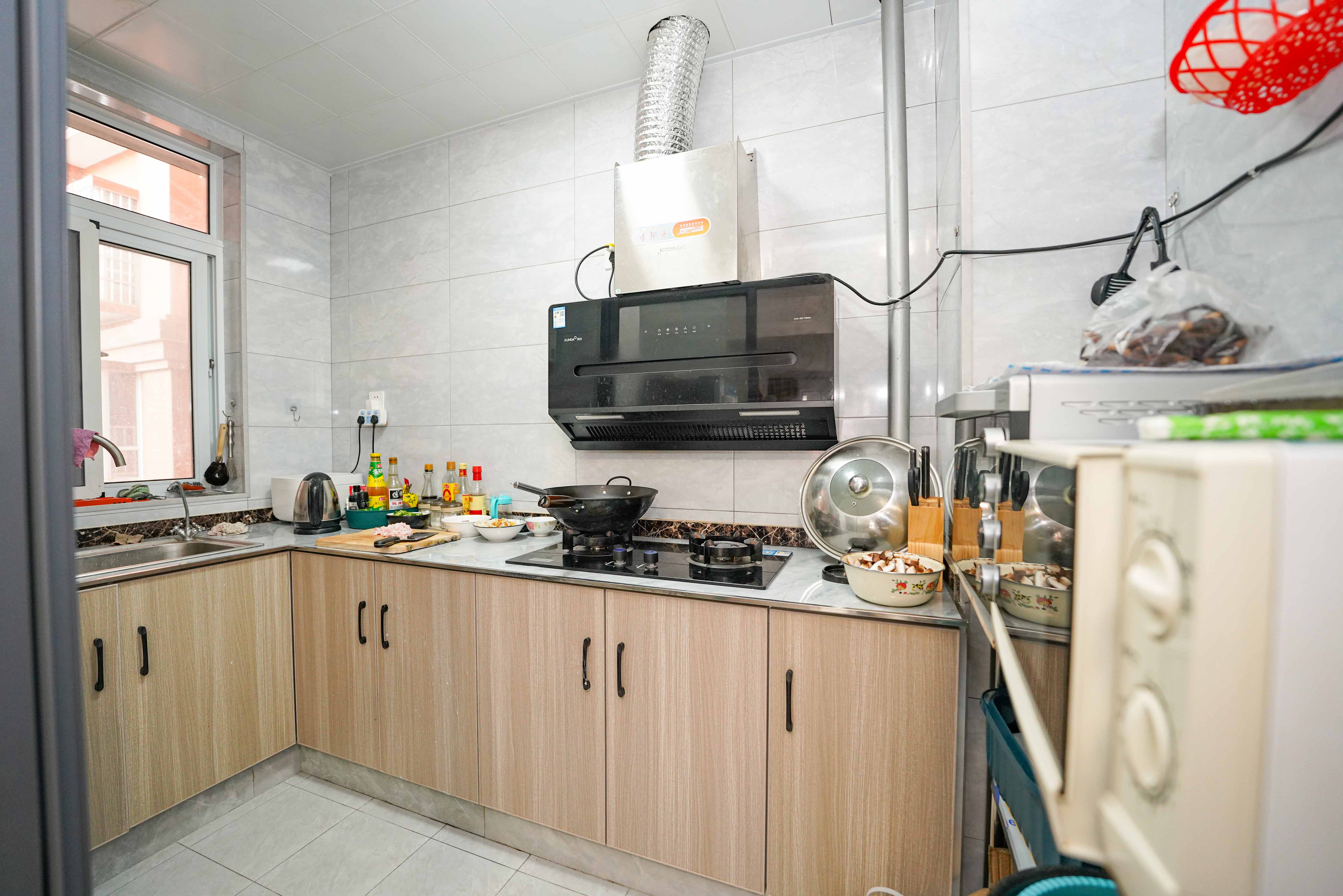 凯富南方鑫城  3室2厅1卫    62.0万 凯富南方鑫城  3室2厅1卫    62.0万其他