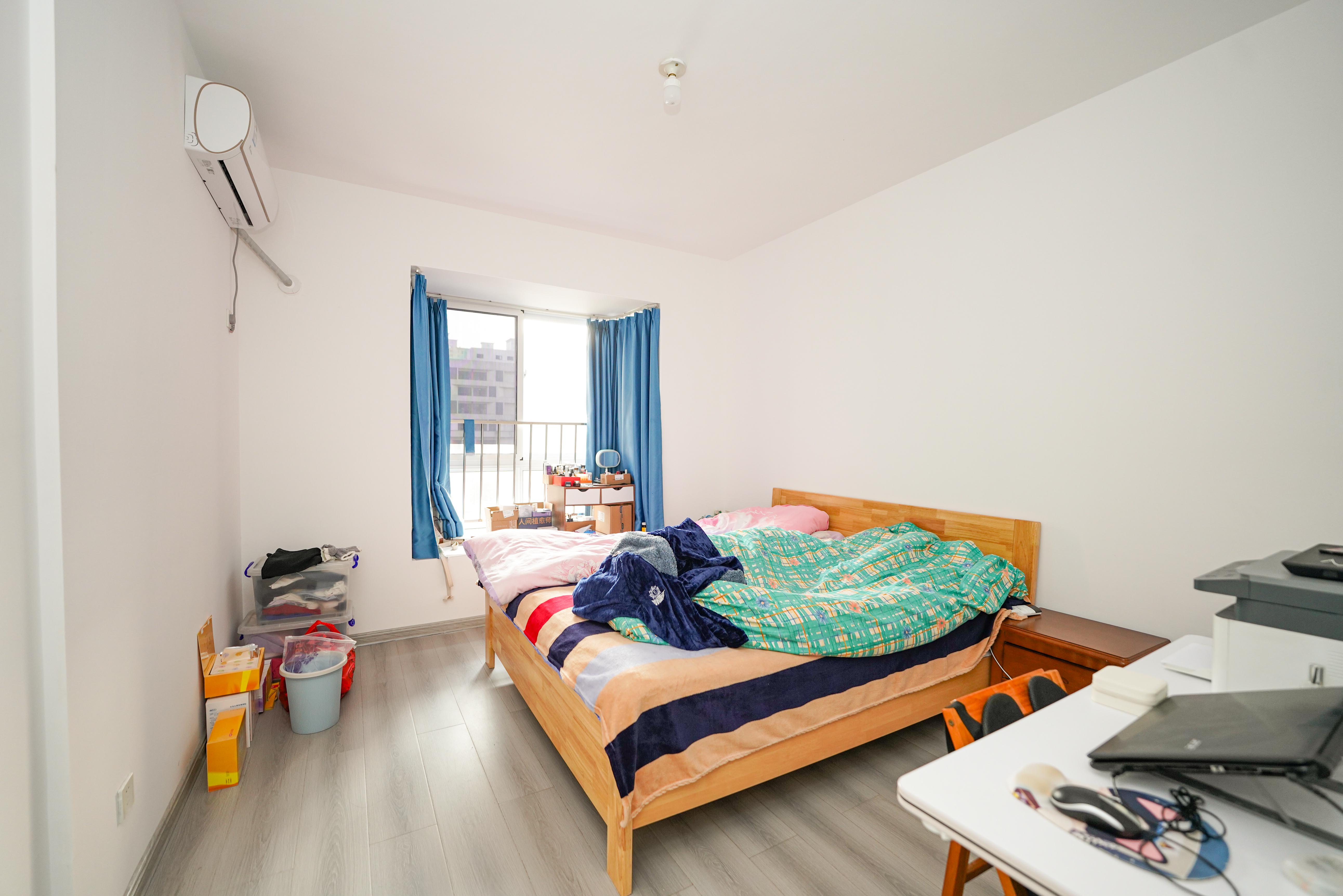 凯富南方鑫城  3室2厅1卫    62.0万 凯富南方鑫城  3室2厅1卫    62.0万卧室