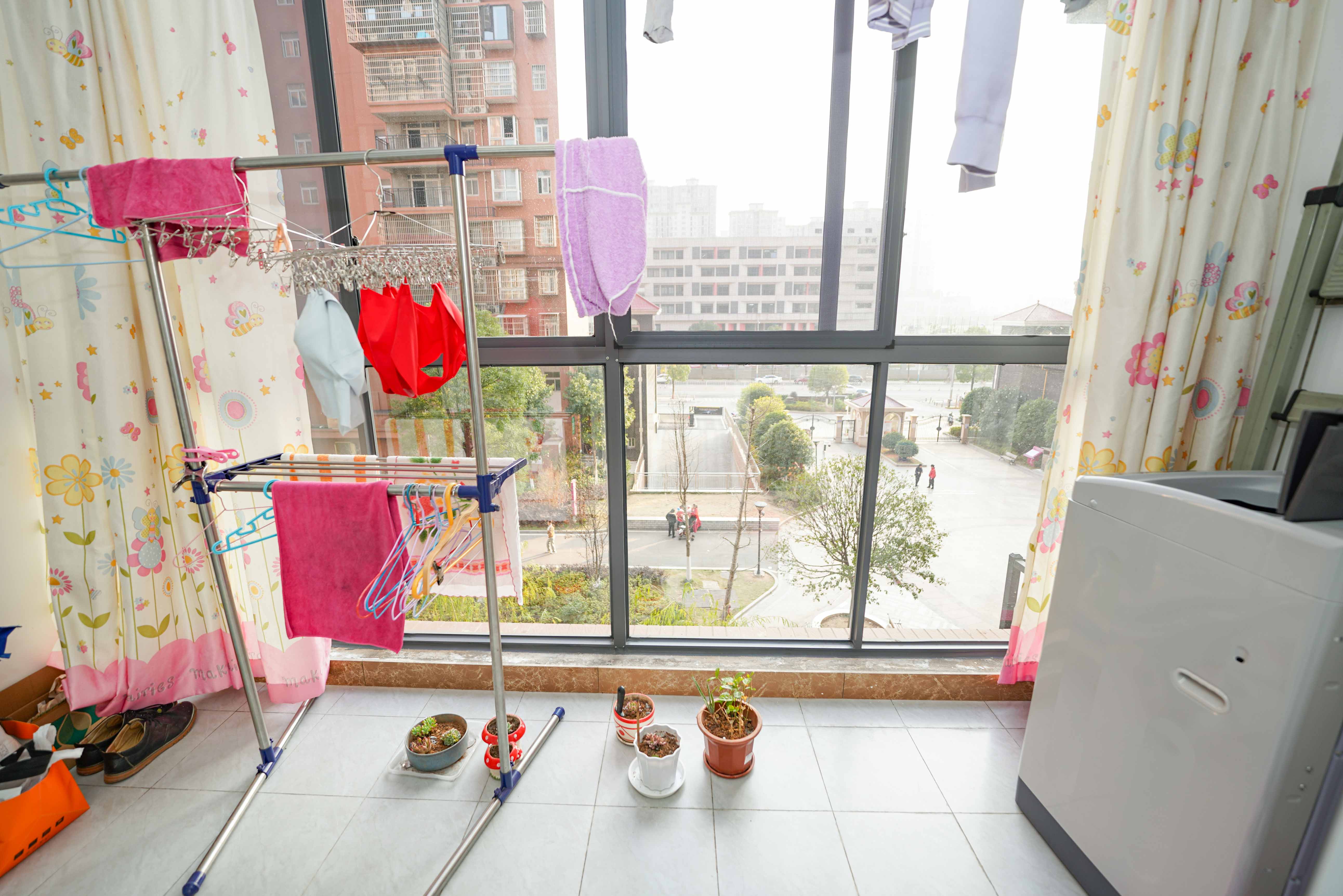 凯富南方鑫城  3室2厅1卫    62.0万 凯富南方鑫城  3室2厅1卫    62.0万其他