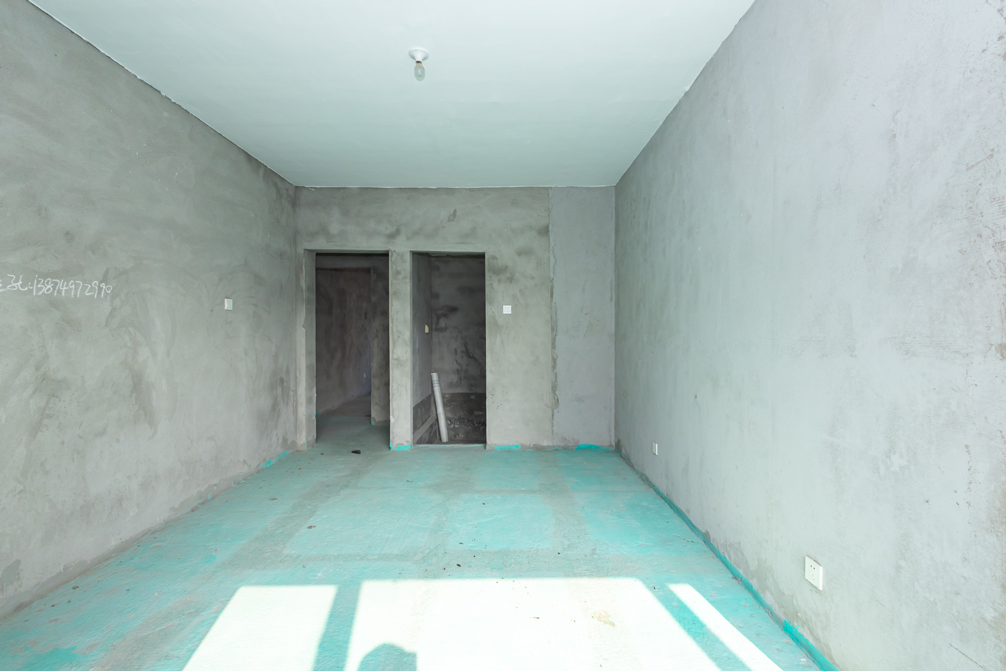 蓝山郡 4室2厅2卫 120.0万 蓝山郡 4室2厅2卫 120.0万卧室