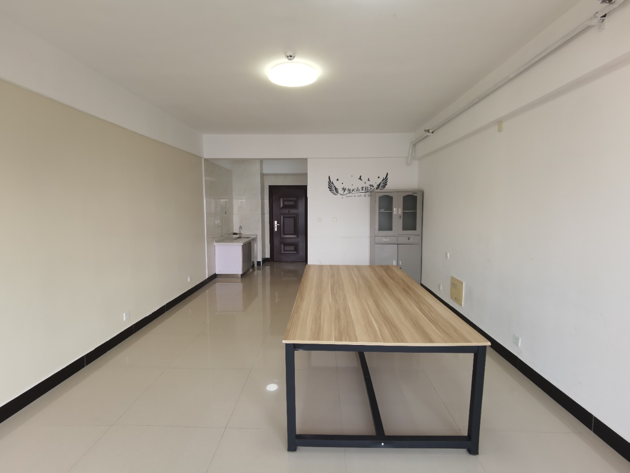 银泰财富广场 1室1厅1卫 20.0万 银泰财富广场 1室1厅1卫 20.0万室内图