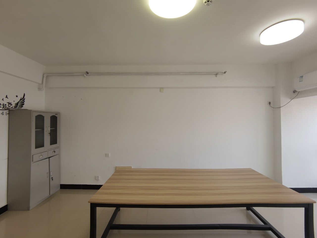 银泰财富广场 1室1厅1卫 20.0万 银泰财富广场 1室1厅1卫 20.0万室内图