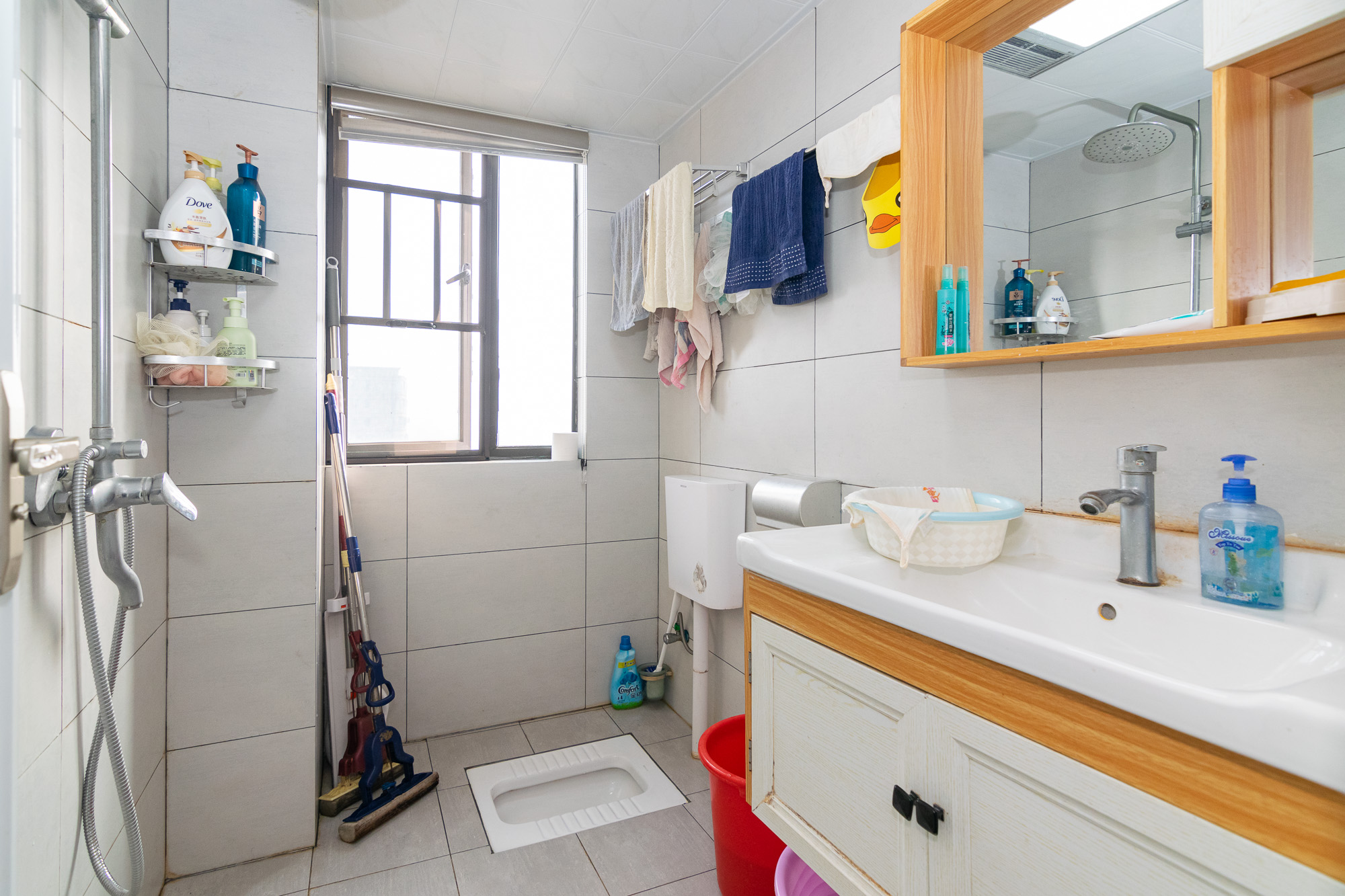 润和长郡（润和紫郡二三期）  3室2厅2卫    70.0万卫生间