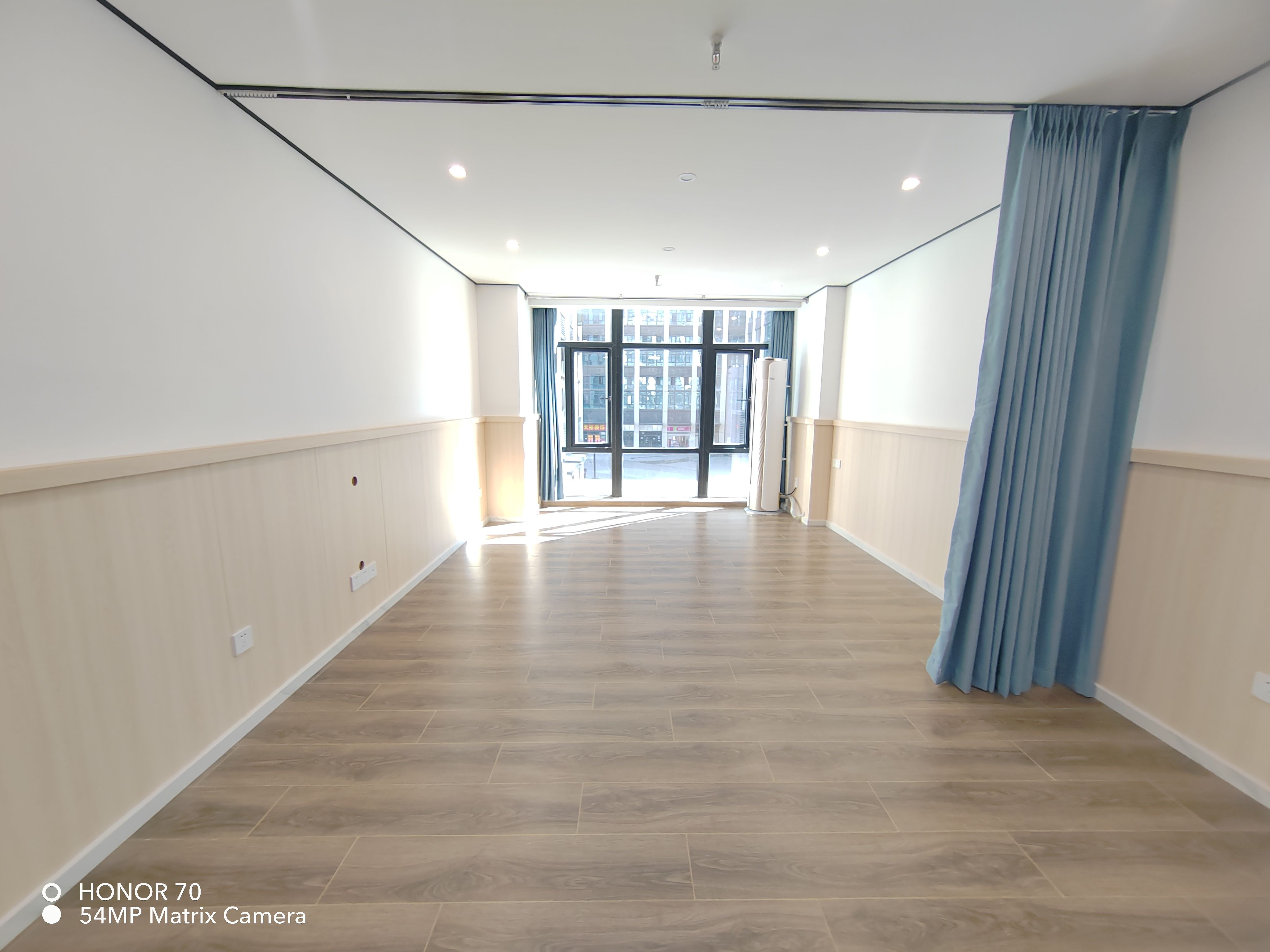 富力新天地三期 0室0厅0卫 2800.00元/月 富力新天地三期 0室0厅0卫 2800.00元/月室内图