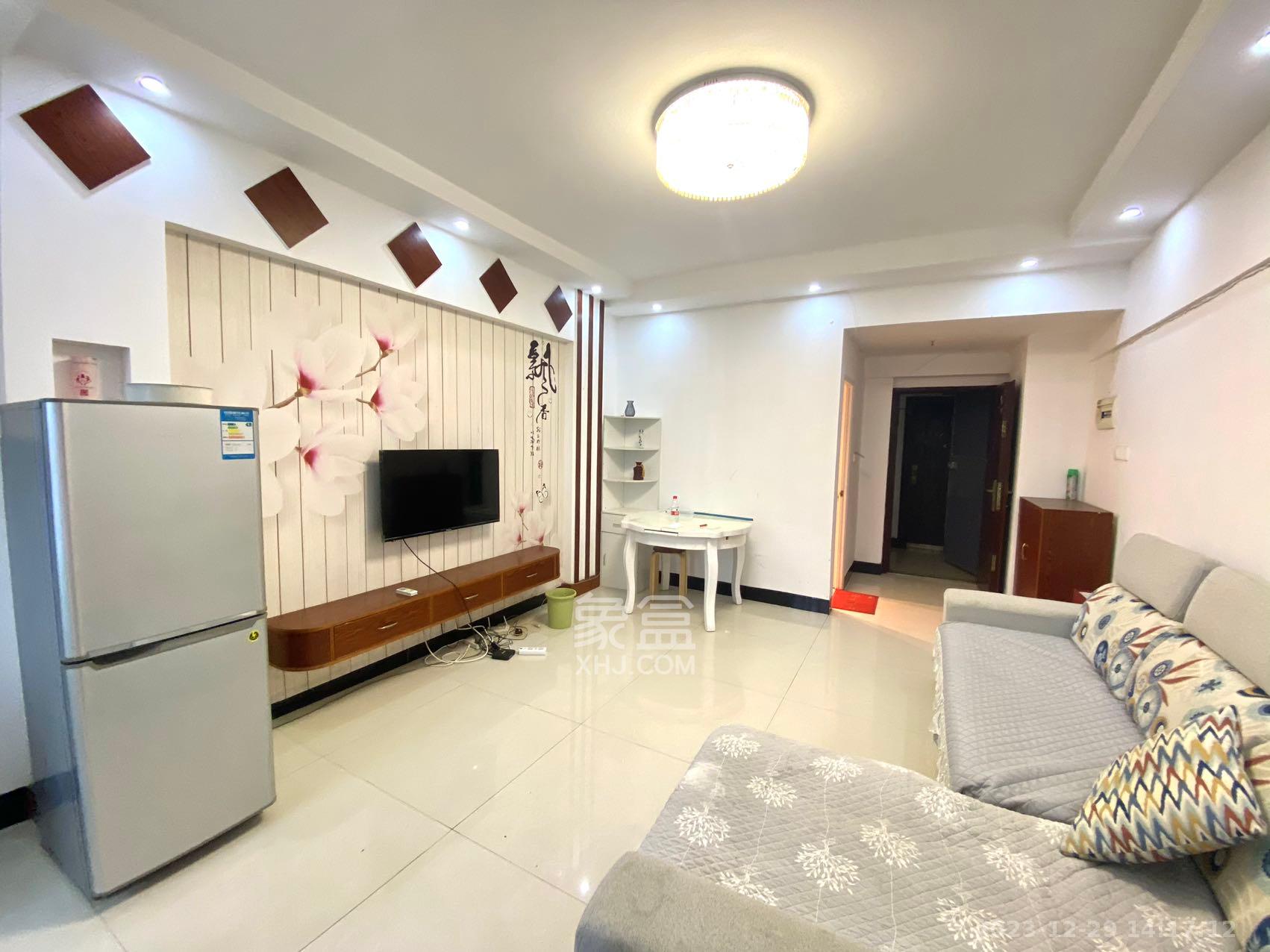 建鑫二期  2室1厅1卫    1200.0元/月室内图